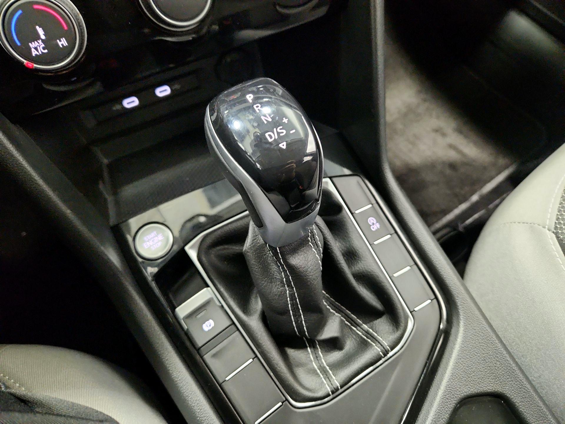 Thumbnail: 2023 Volkswagen Taos - 17