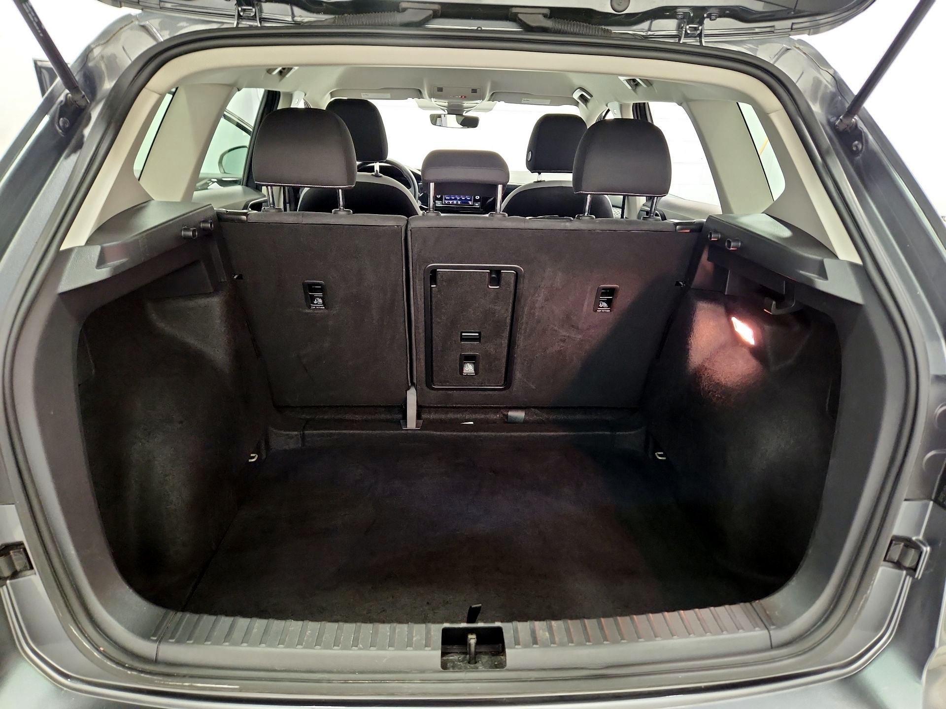 Thumbnail: 2023 Volkswagen Taos - 20