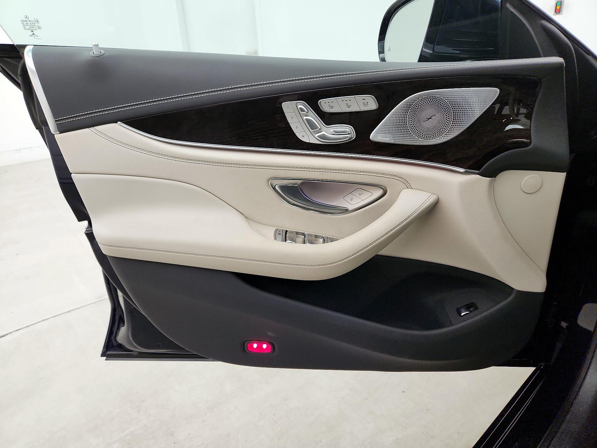 Thumbnail: 2019 Mercedes-Benz CLS - 10