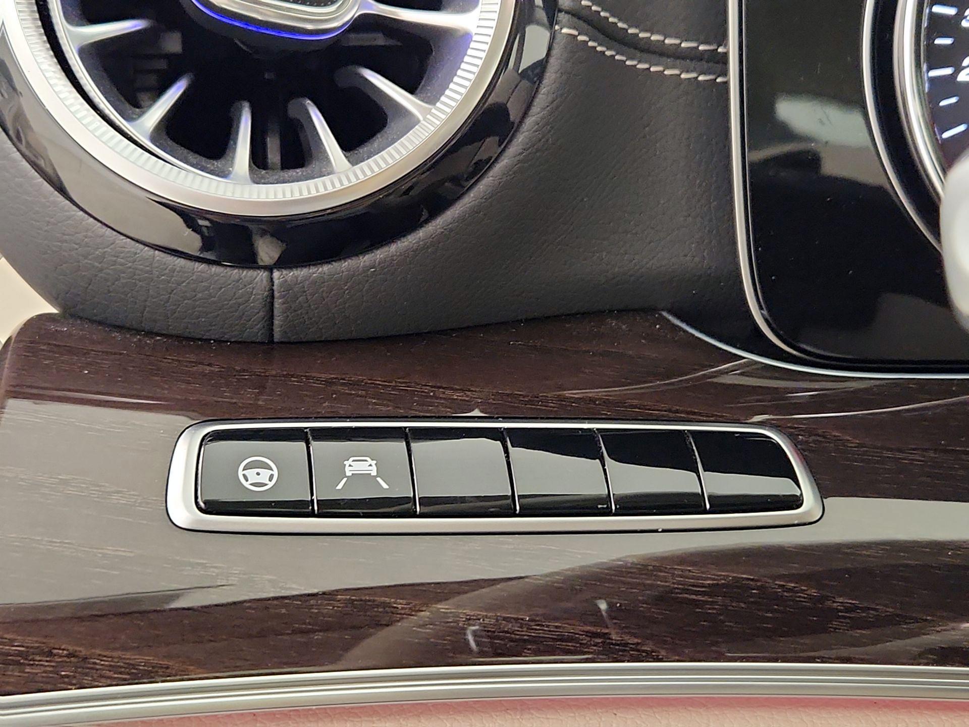 Thumbnail: 2019 Mercedes-Benz CLS - 11