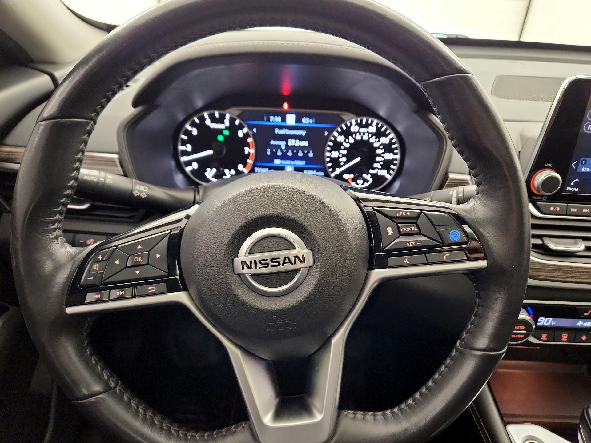 Thumbnail: 2022 Nissan Altima - 10