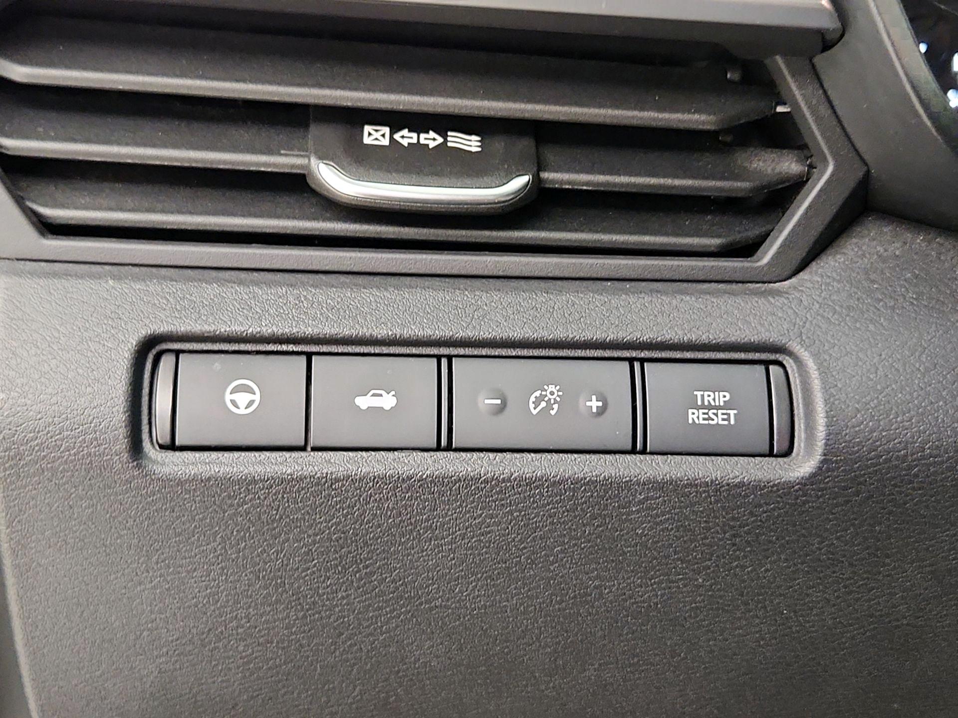 Thumbnail: 2022 Nissan Altima - 13