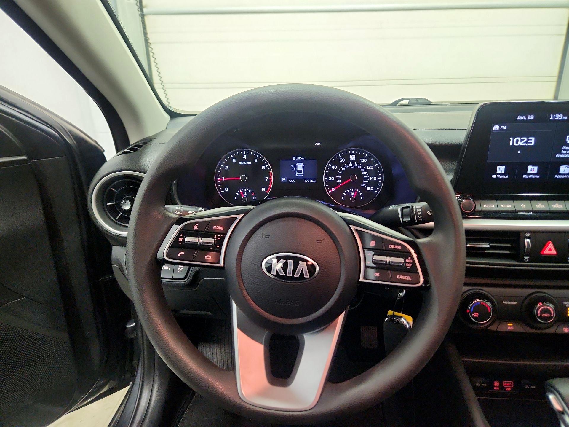 Thumbnail: 2021 Kia Forte - 10