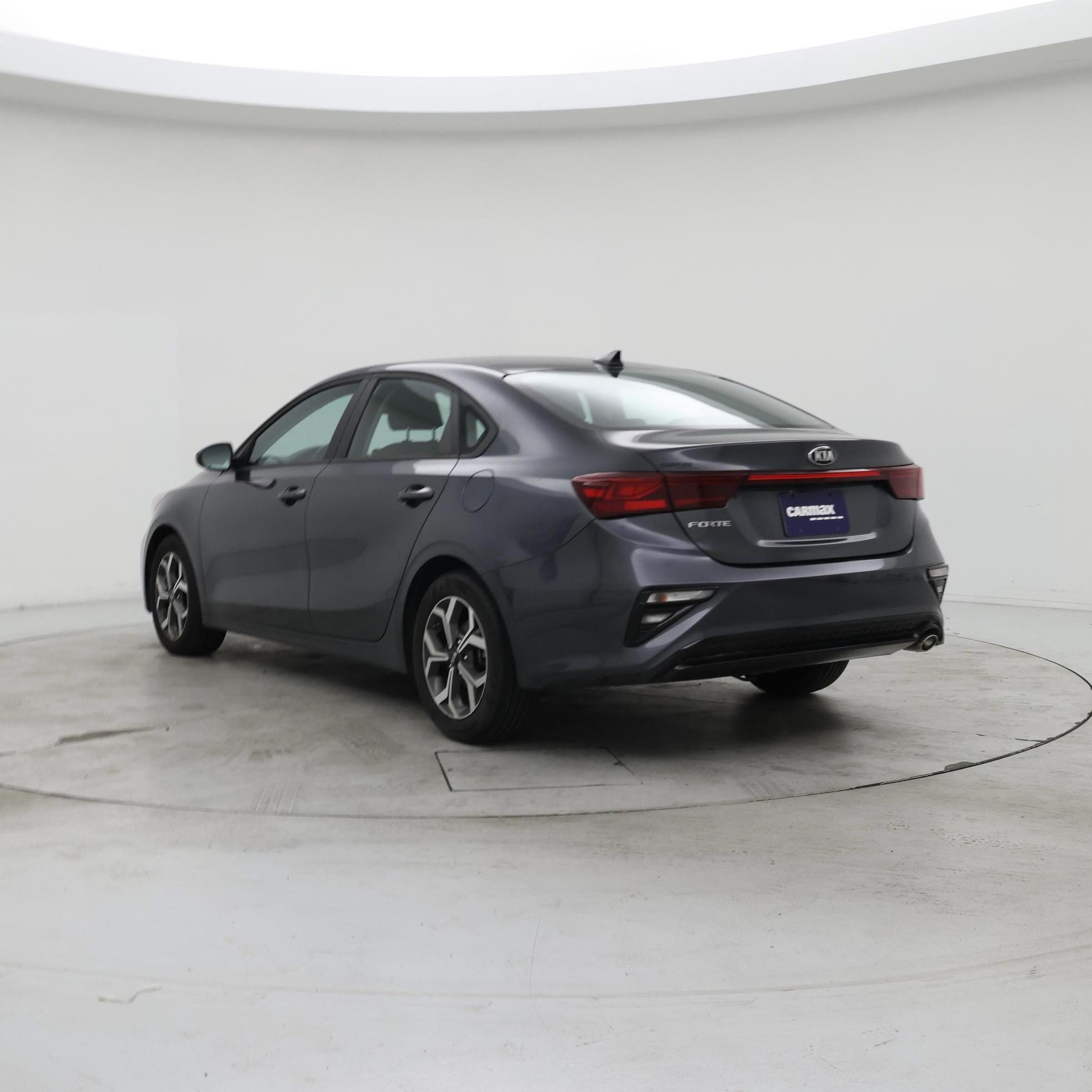 Thumbnail: 2021 Kia Forte - 2