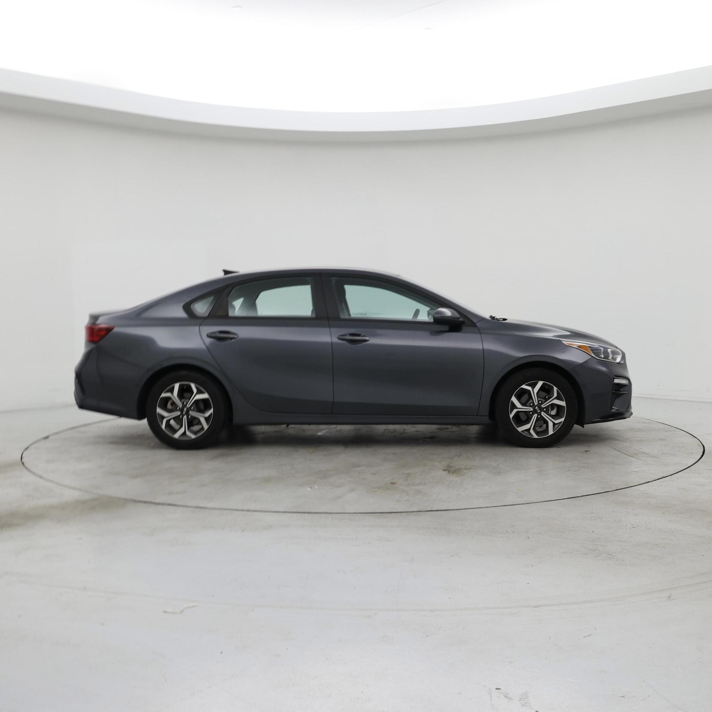 Thumbnail: 2021 Kia Forte - 7