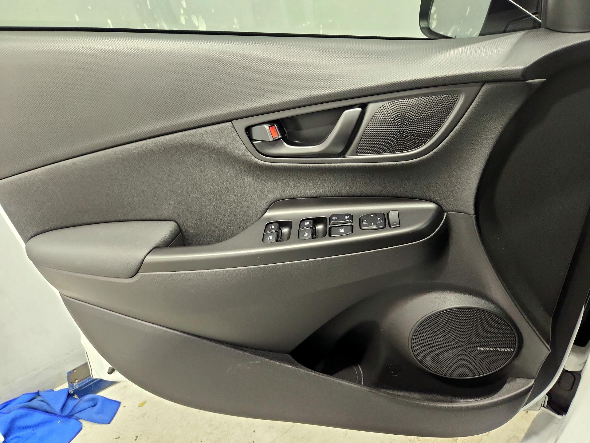 Thumbnail: 2023 Hyundai Kona - 12