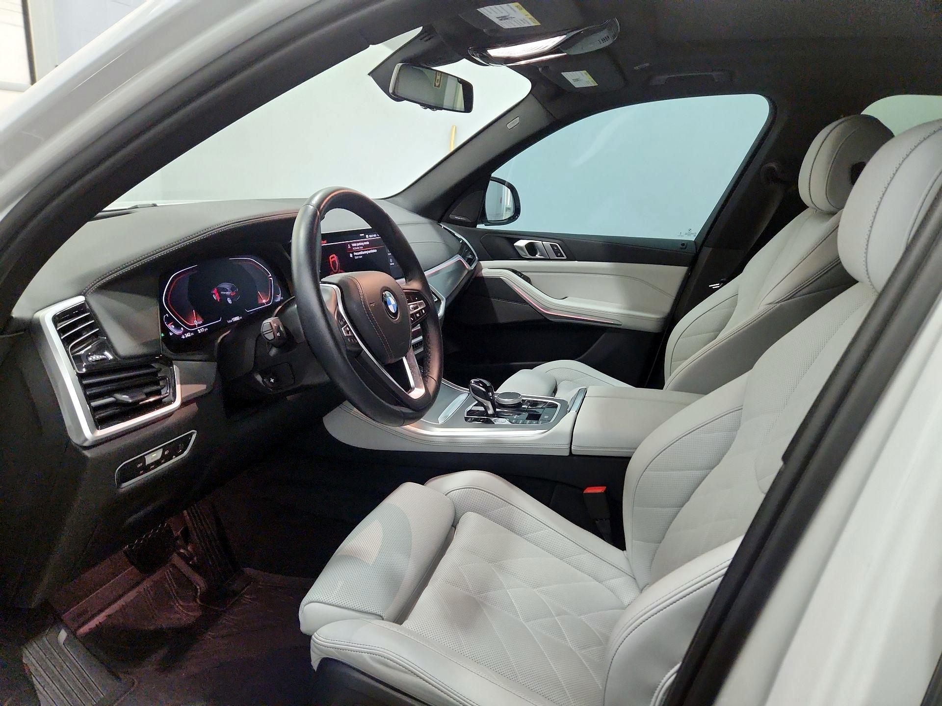 Thumbnail: 2023 BMW X5 - 11