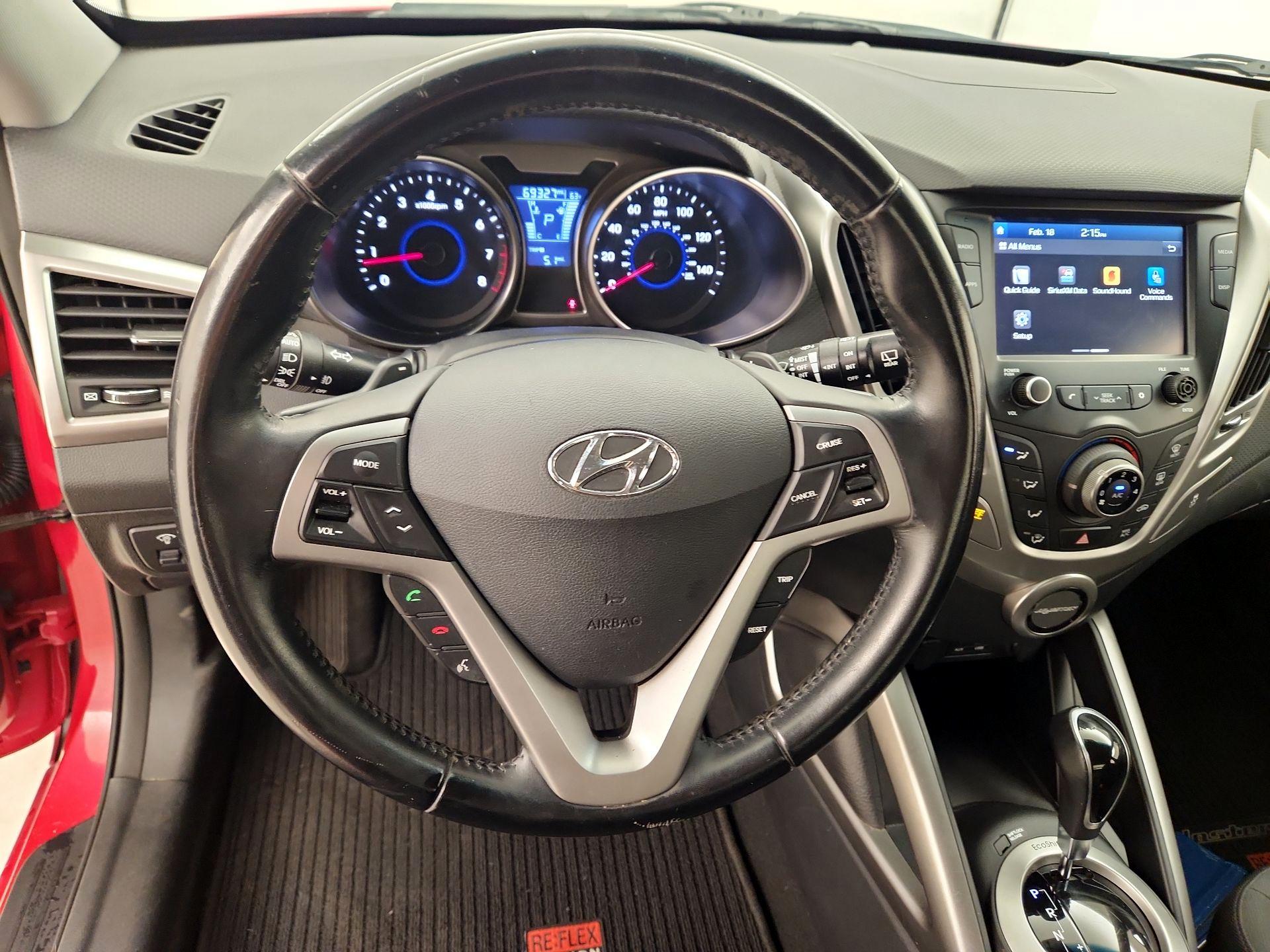 Thumbnail: 2017 Hyundai Veloster - 10