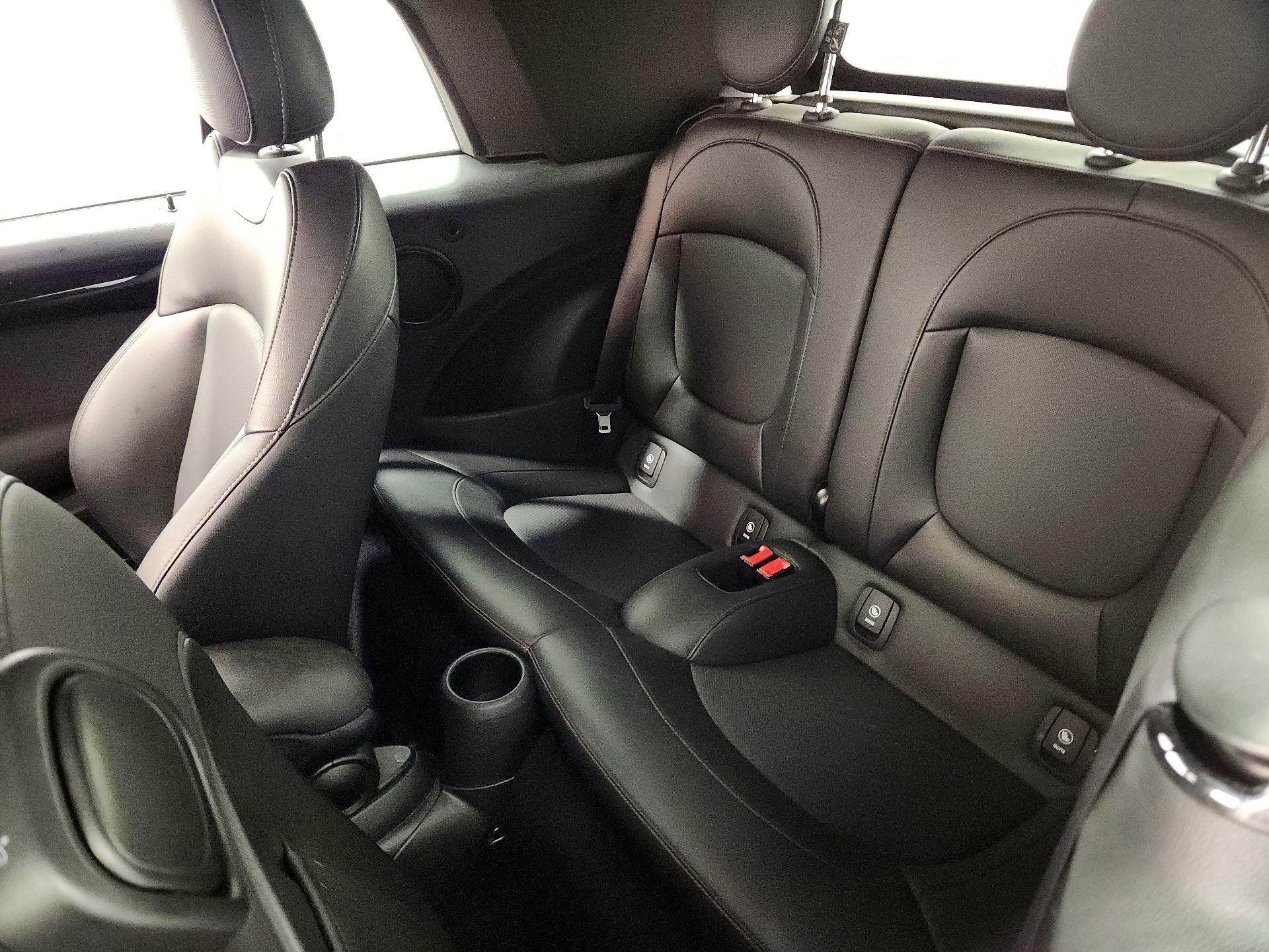 Thumbnail: 2020 MINI Cooper - 19