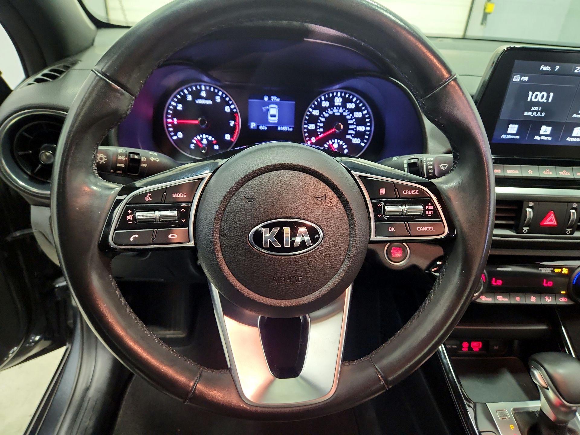 Thumbnail: 2020 Kia Forte - 10