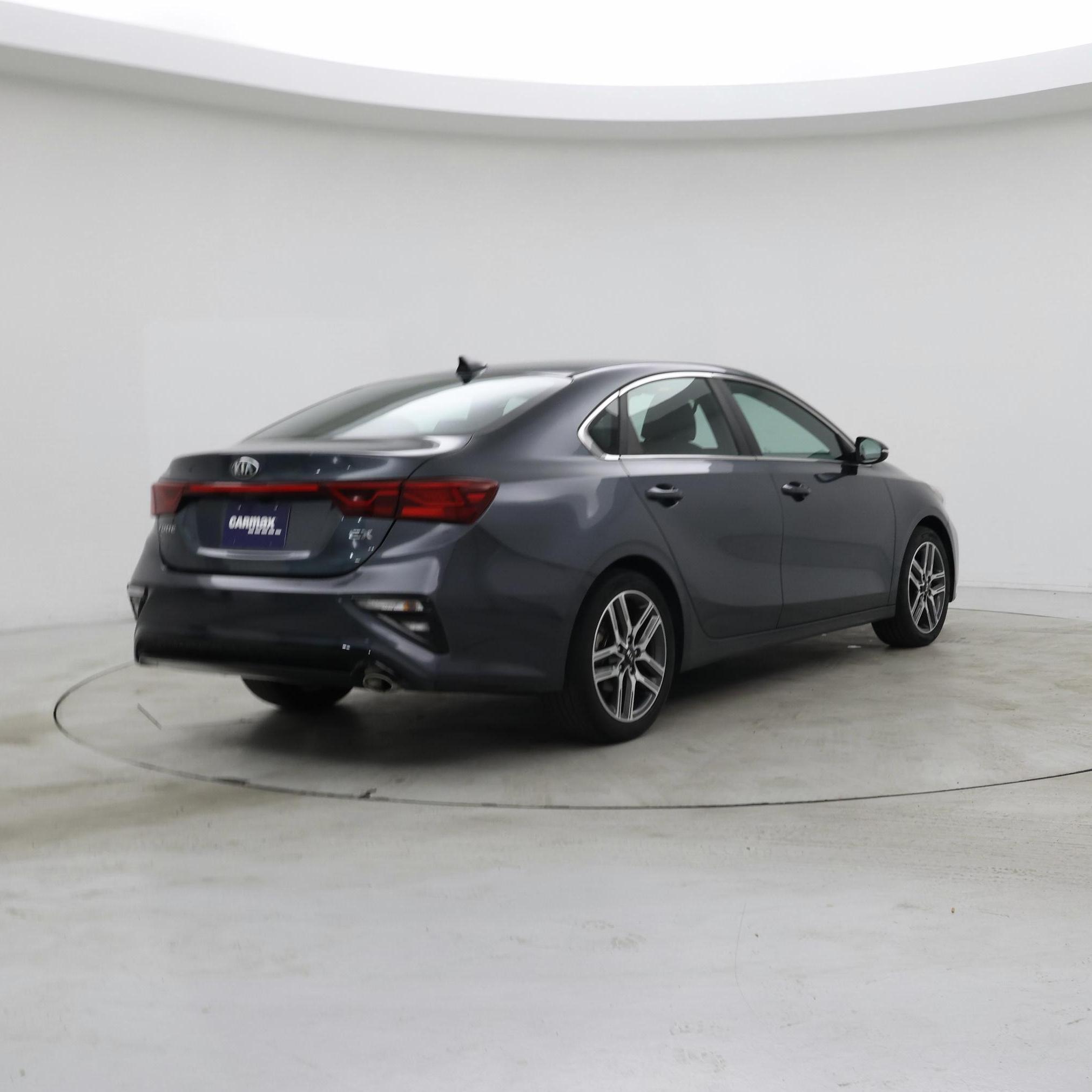 Thumbnail: 2020 Kia Forte - 8