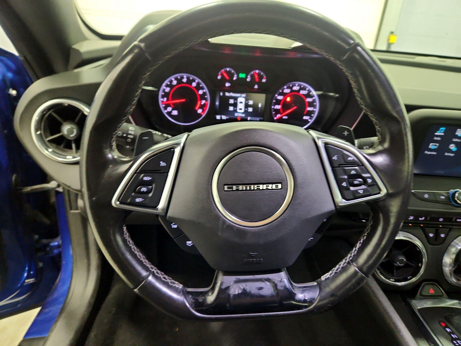 Thumbnail: 2018 Chevrolet Camaro - 10