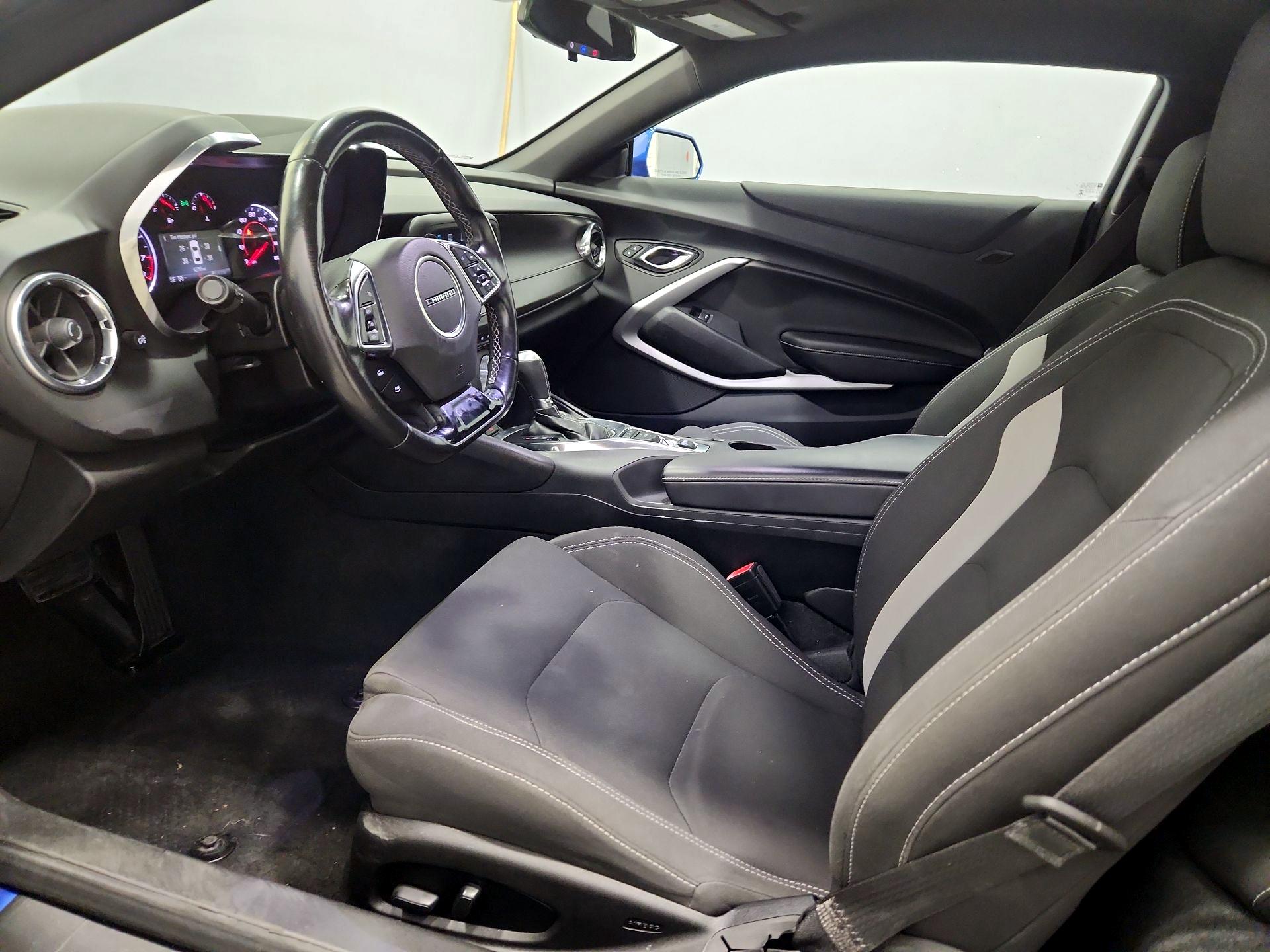 Thumbnail: 2018 Chevrolet Camaro - 11