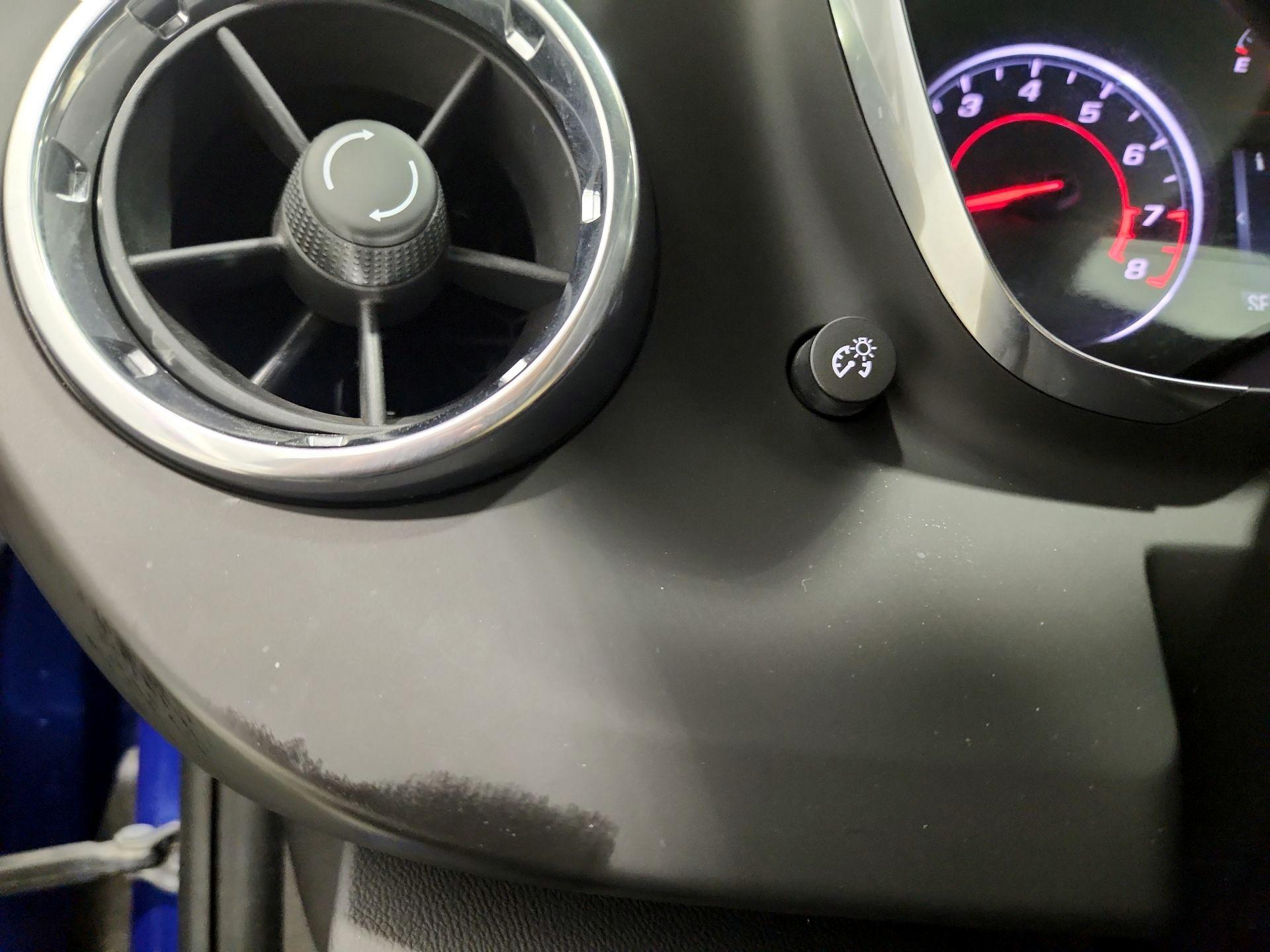 Thumbnail: 2018 Chevrolet Camaro - 13