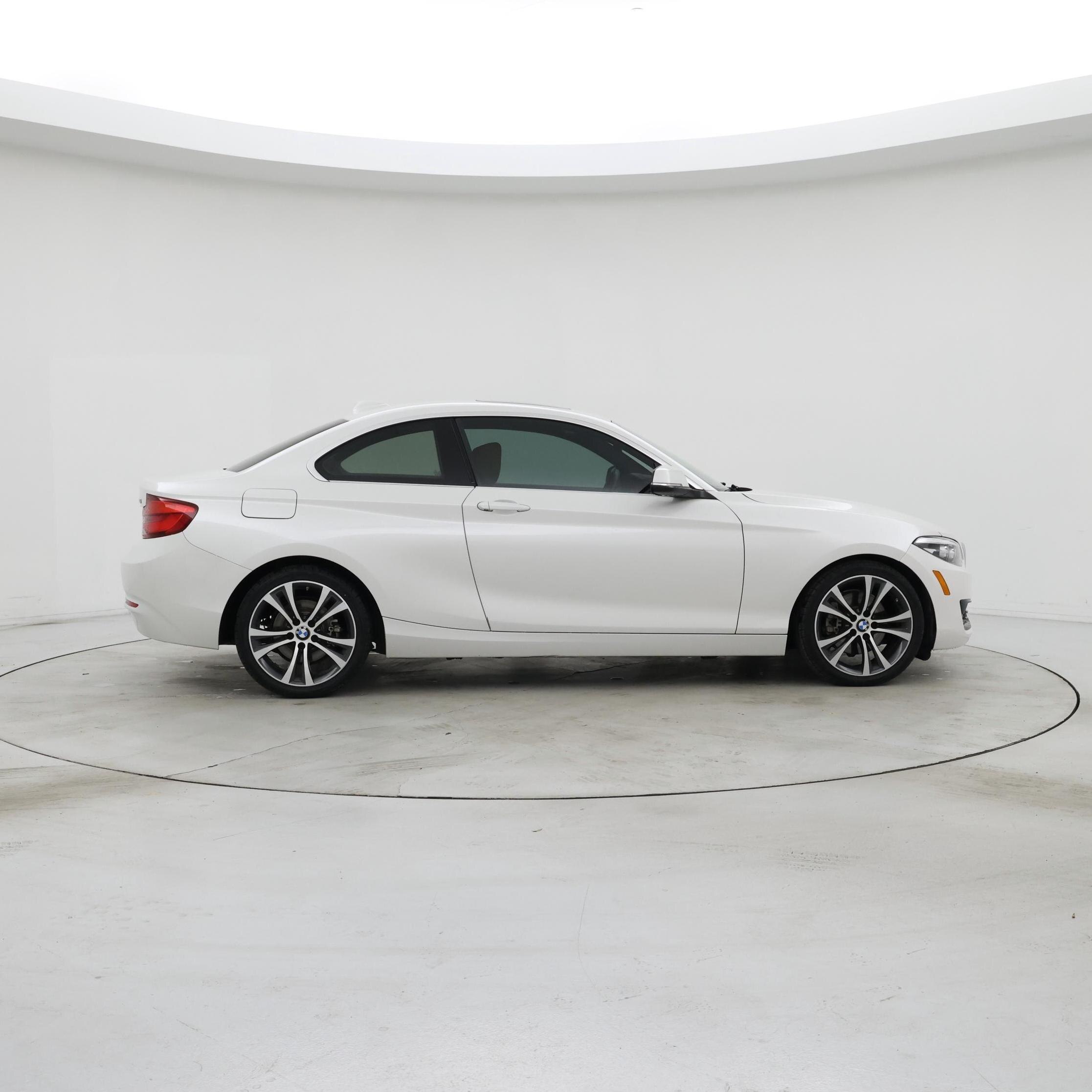 Thumbnail: 2018 BMW 2 Series - 7