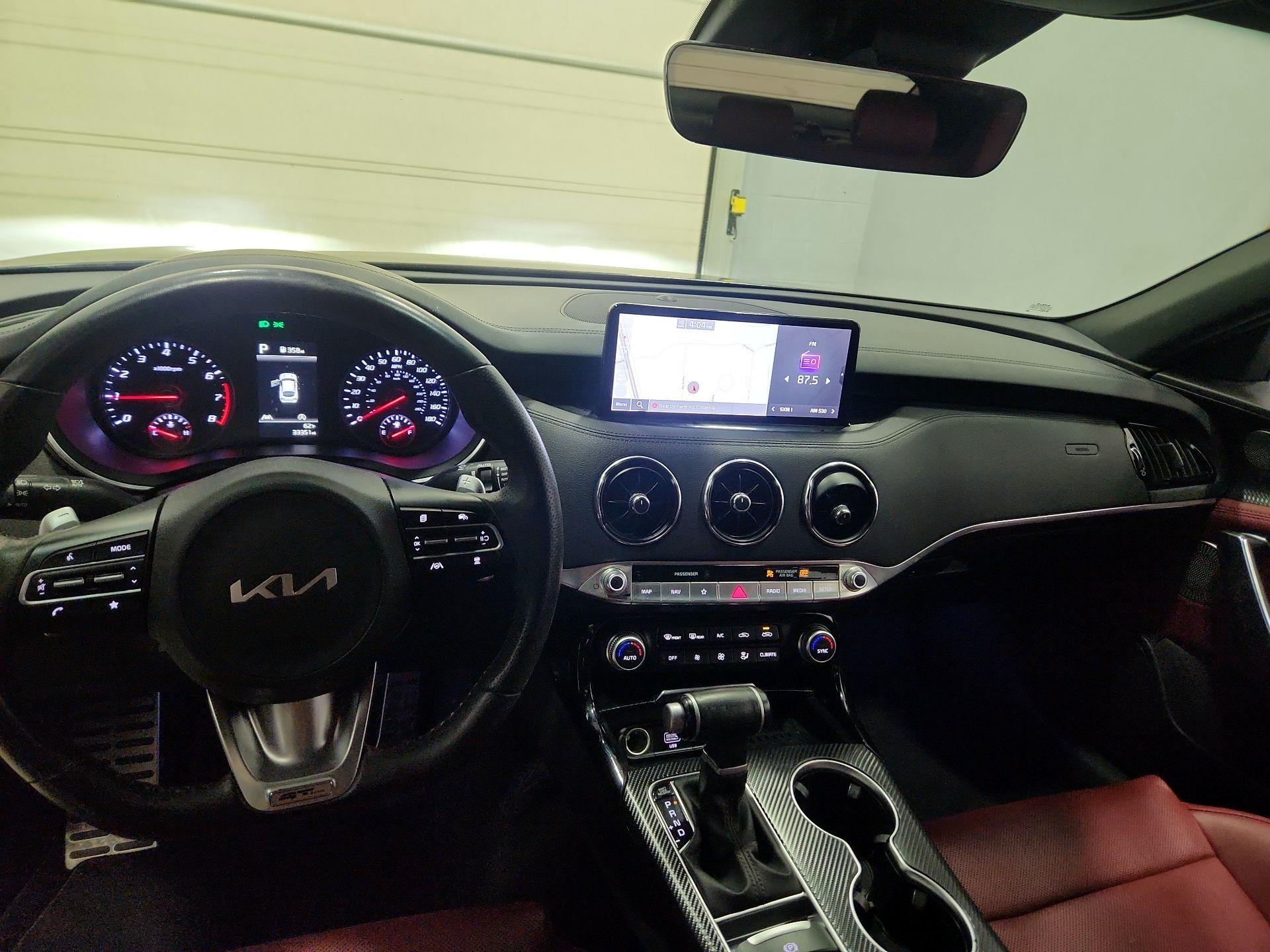 Thumbnail: 2023 Kia Stinger - 9