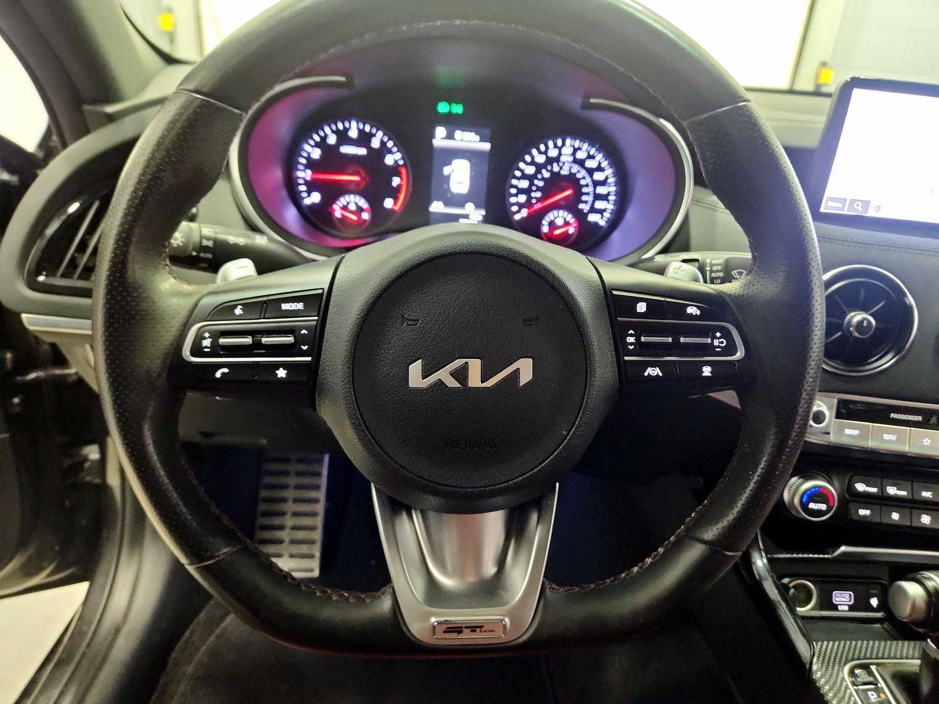 Thumbnail: 2023 Kia Stinger - 10