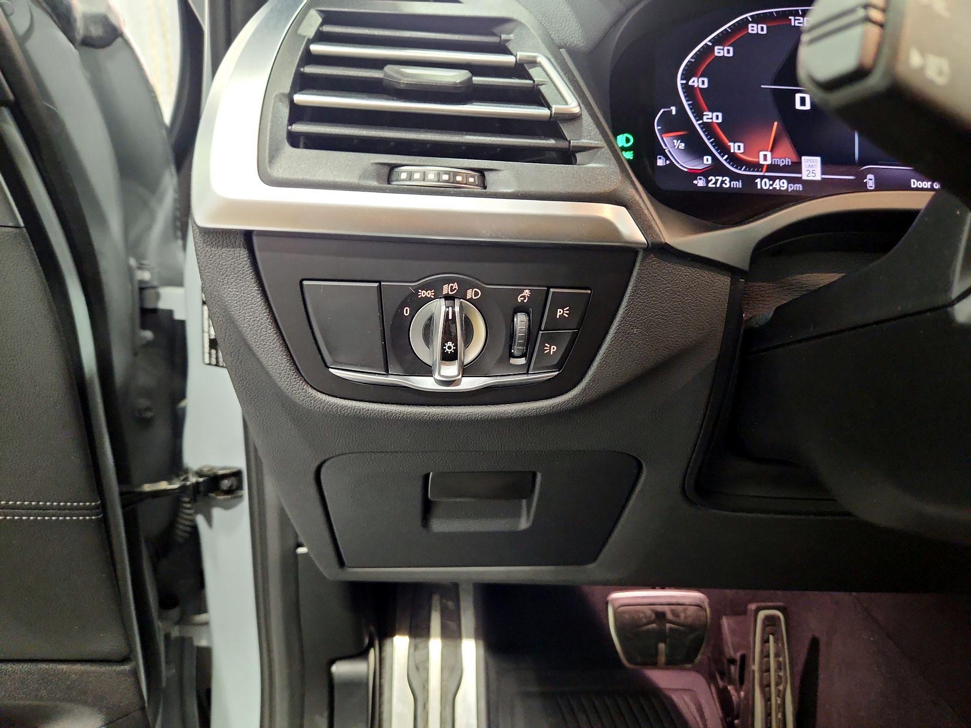 Thumbnail: 2022 BMW X3 - 13