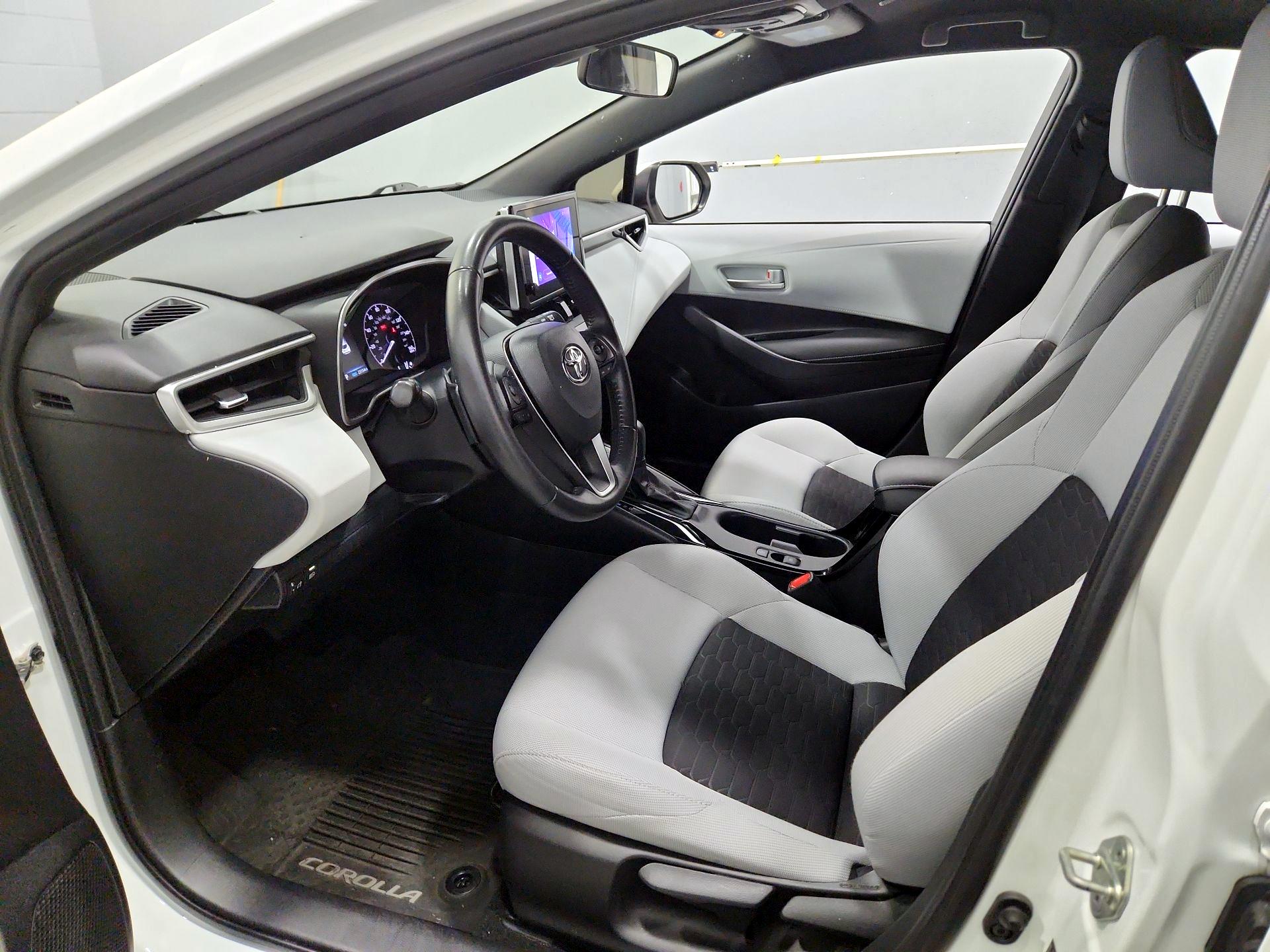 Thumbnail: 2023 Toyota Corolla - 11