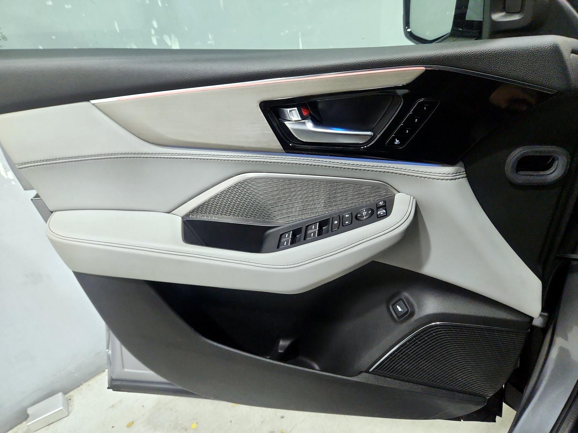 Thumbnail: 2024 Acura MDX - 12