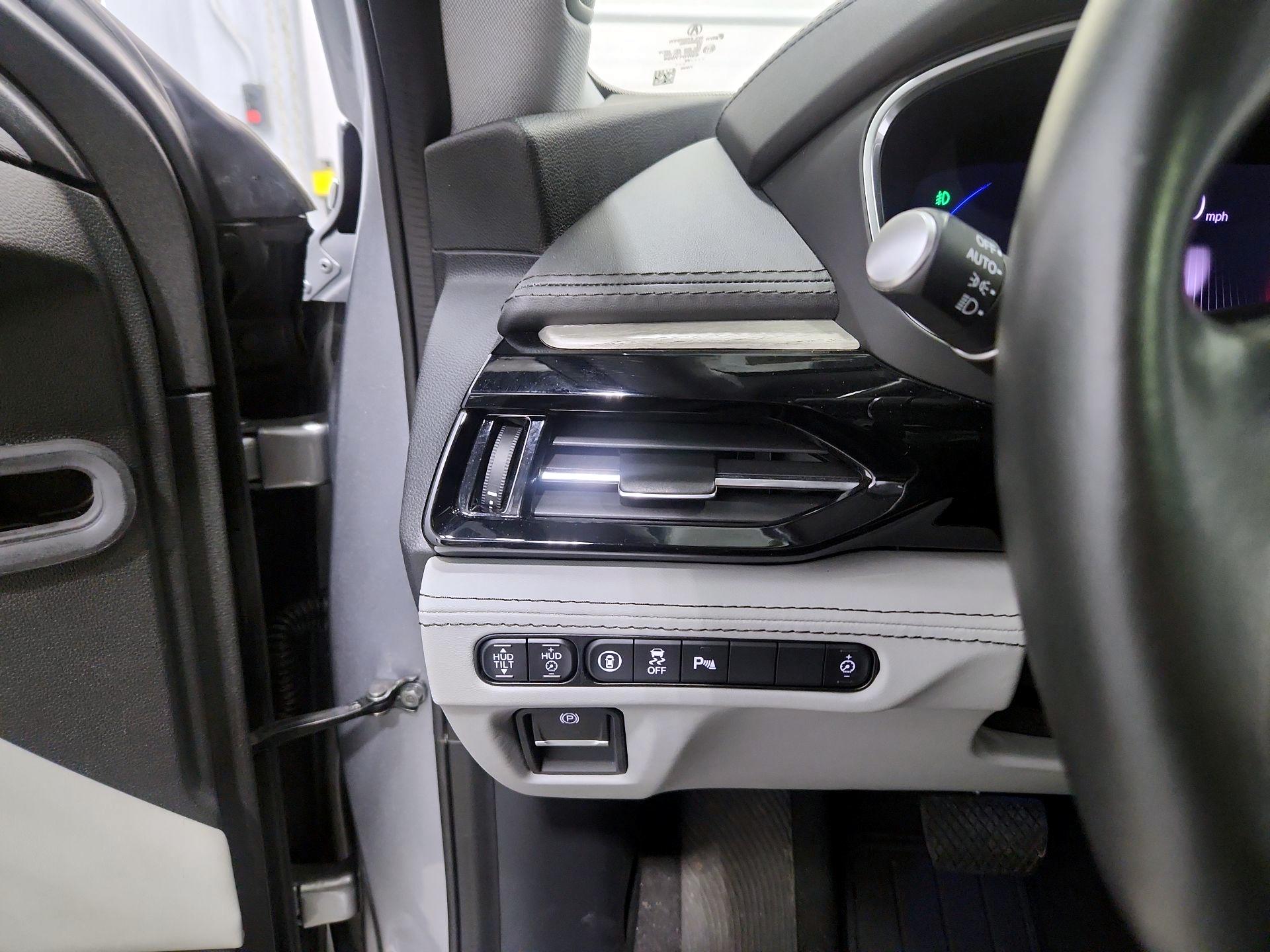 Thumbnail: 2024 Acura MDX - 13