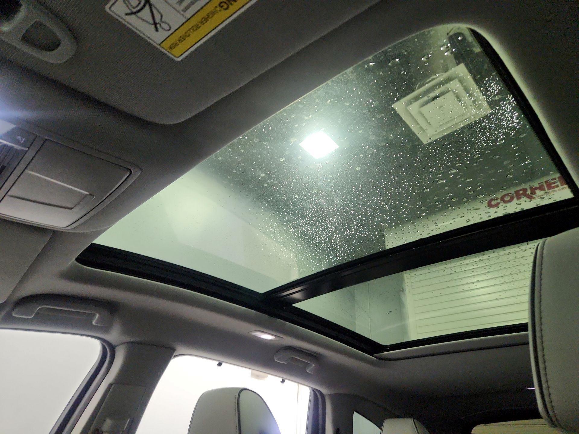 Thumbnail: 2024 Acura MDX - 20