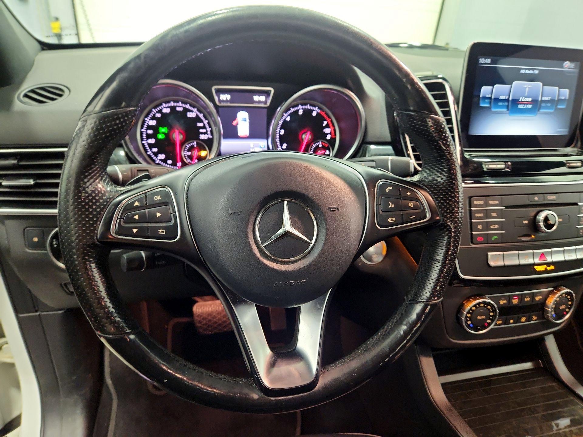 Thumbnail: 2018 Mercedes-Benz GLE - 10