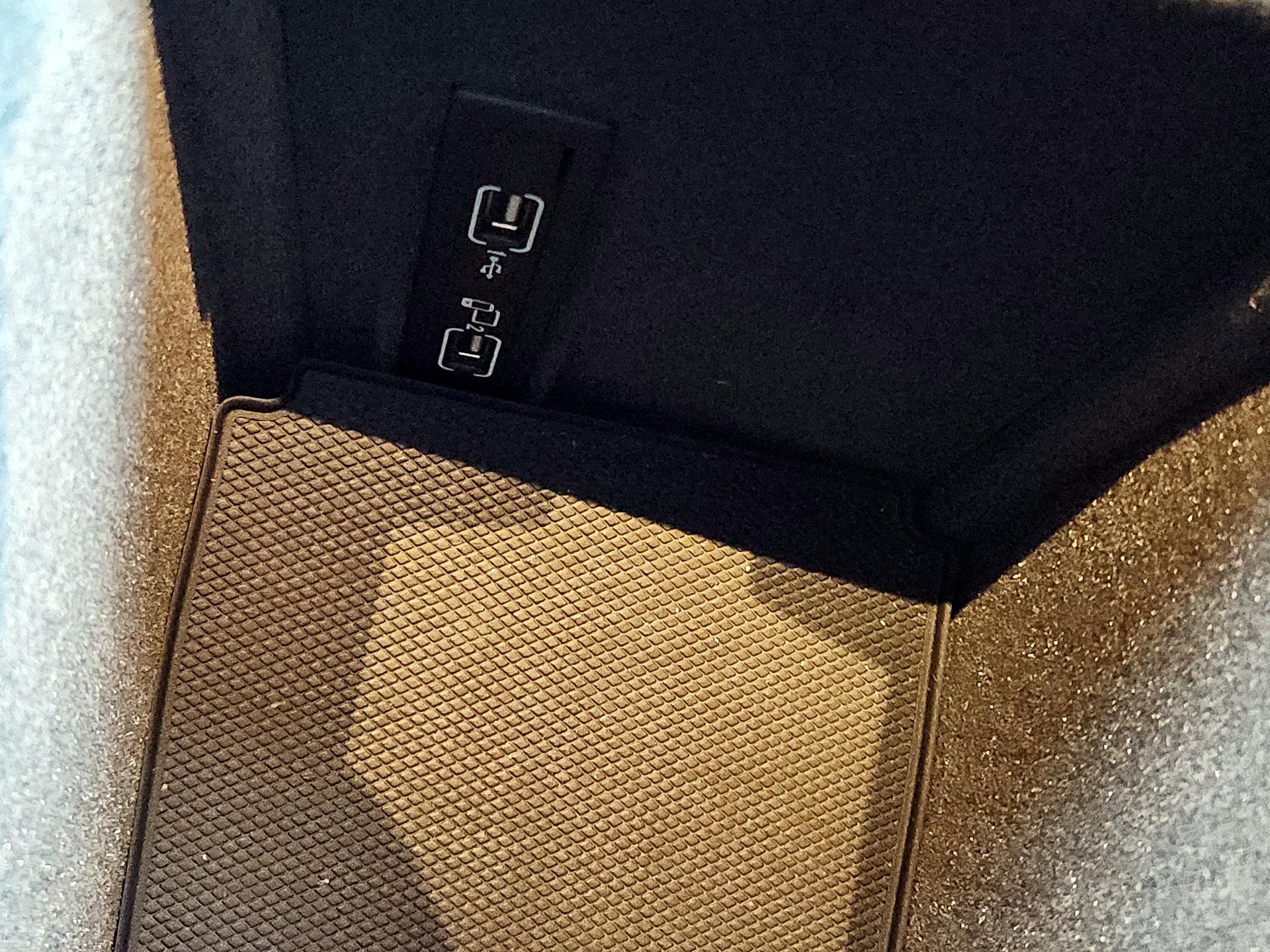 Thumbnail: 2018 Mercedes-Benz GLE - 19