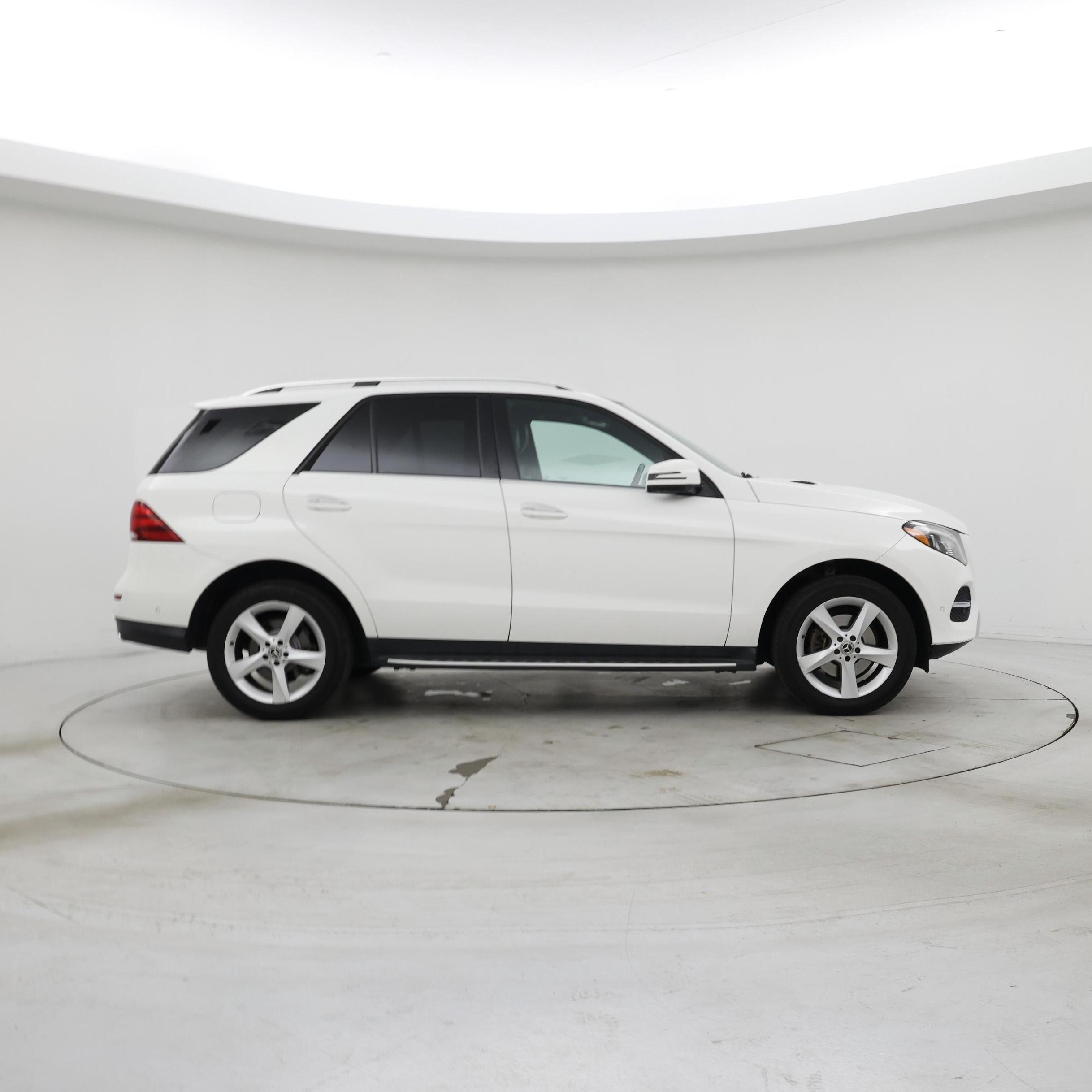 Thumbnail: 2018 Mercedes-Benz GLE - 7