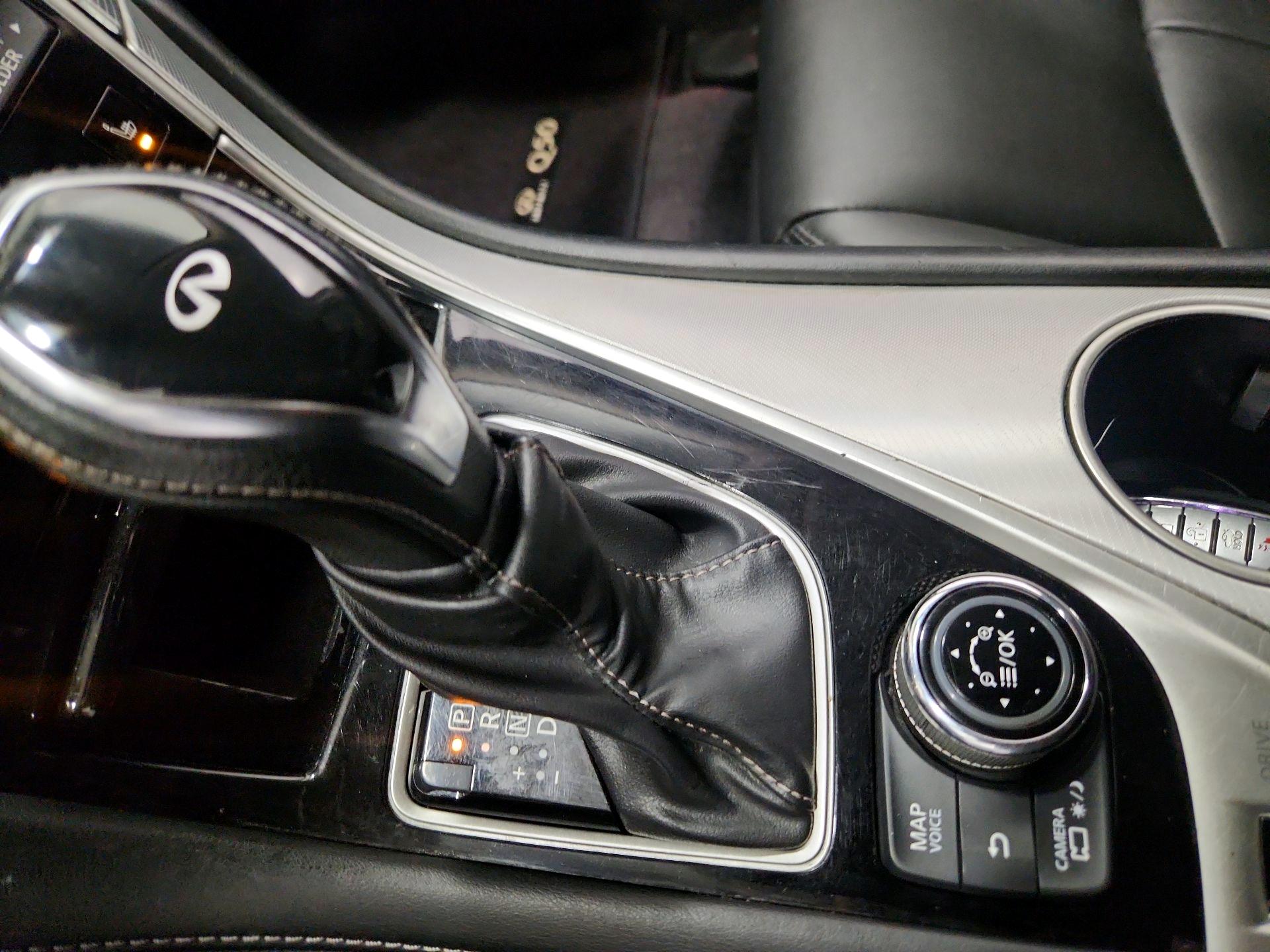 Thumbnail: 2020 INFINITI Q50 - 17