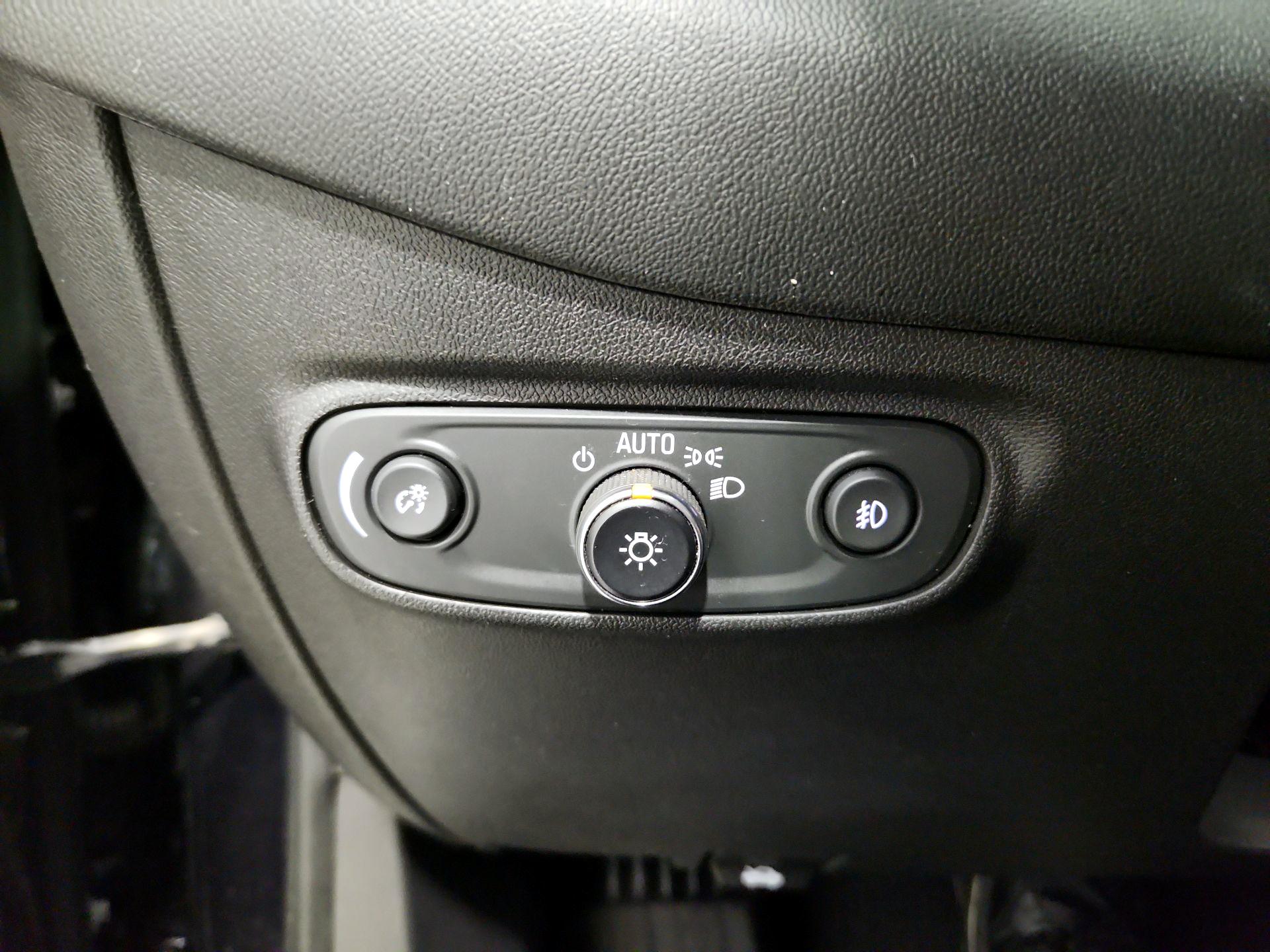 Thumbnail: 2021 Chevrolet Equinox - 13