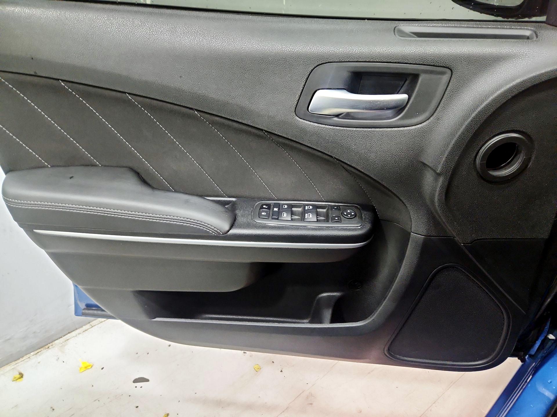 Thumbnail: 2022 Dodge Charger - 12