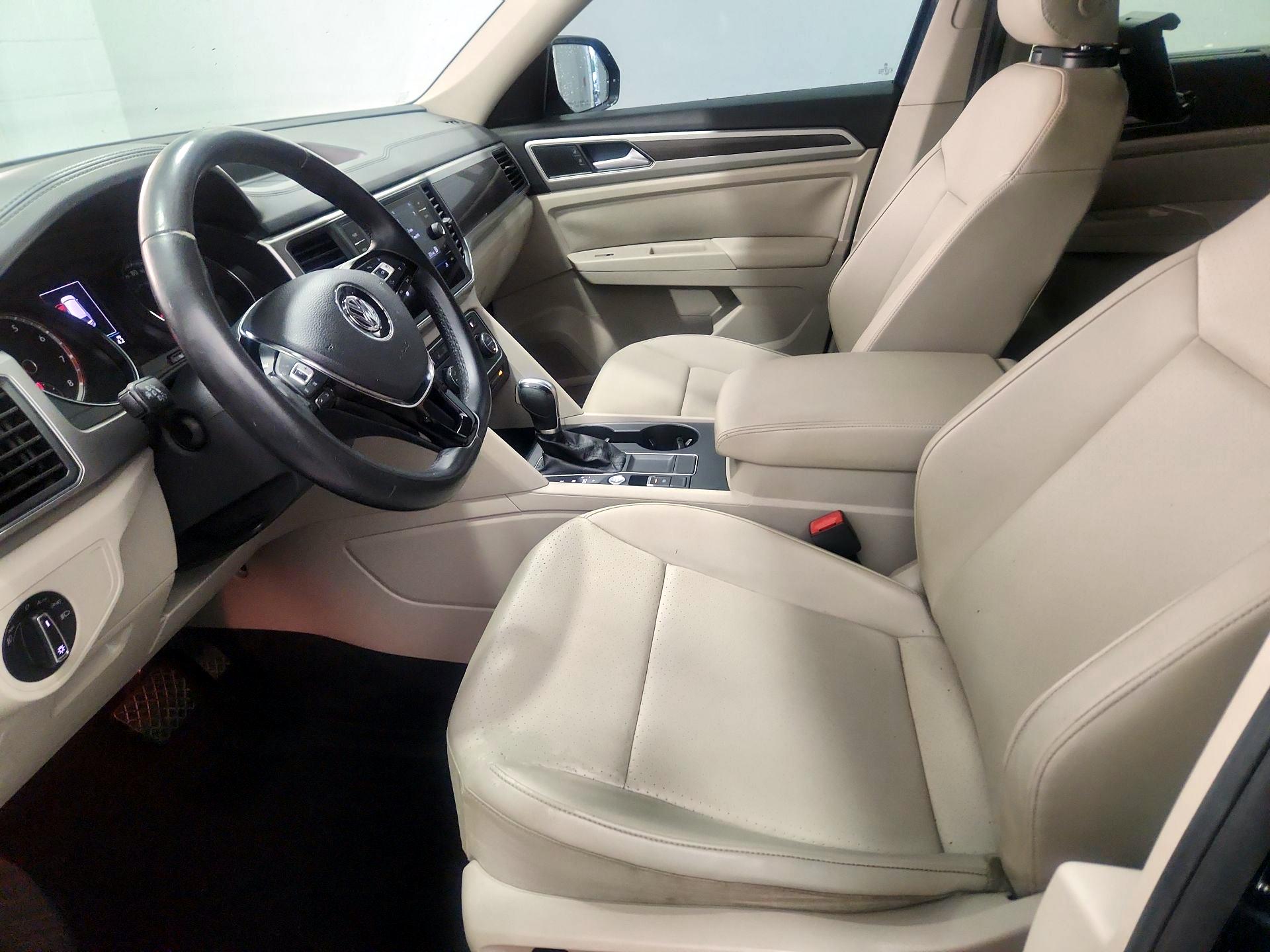 Thumbnail: 2018 Volkswagen Atlas - 11