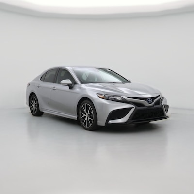 2022 Toyota Camry Hybrid SE