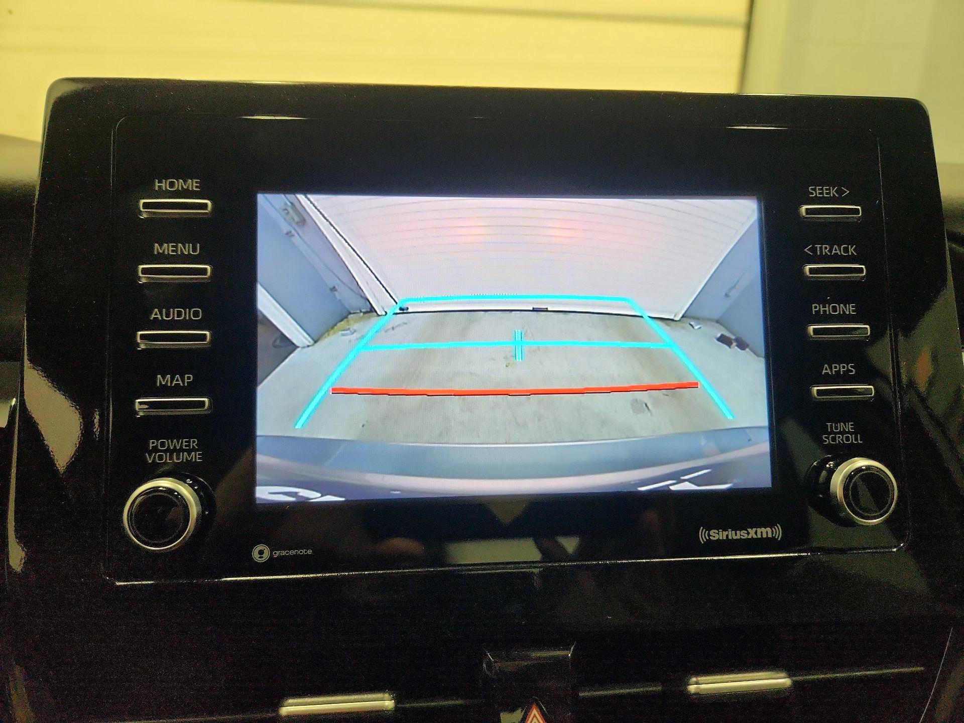 Thumbnail: 2022 Toyota Camry - 15