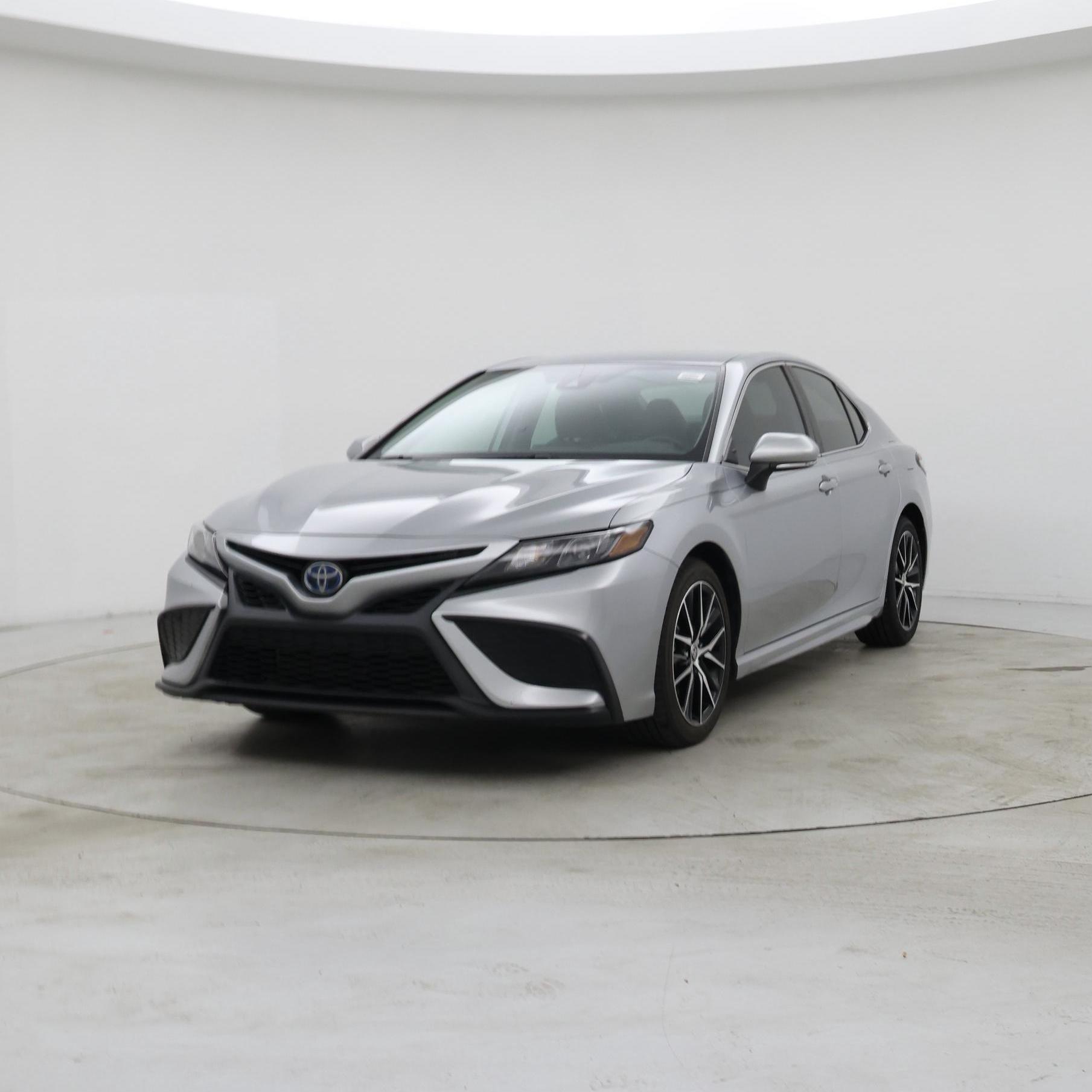 Thumbnail: 2022 Toyota Camry - 4