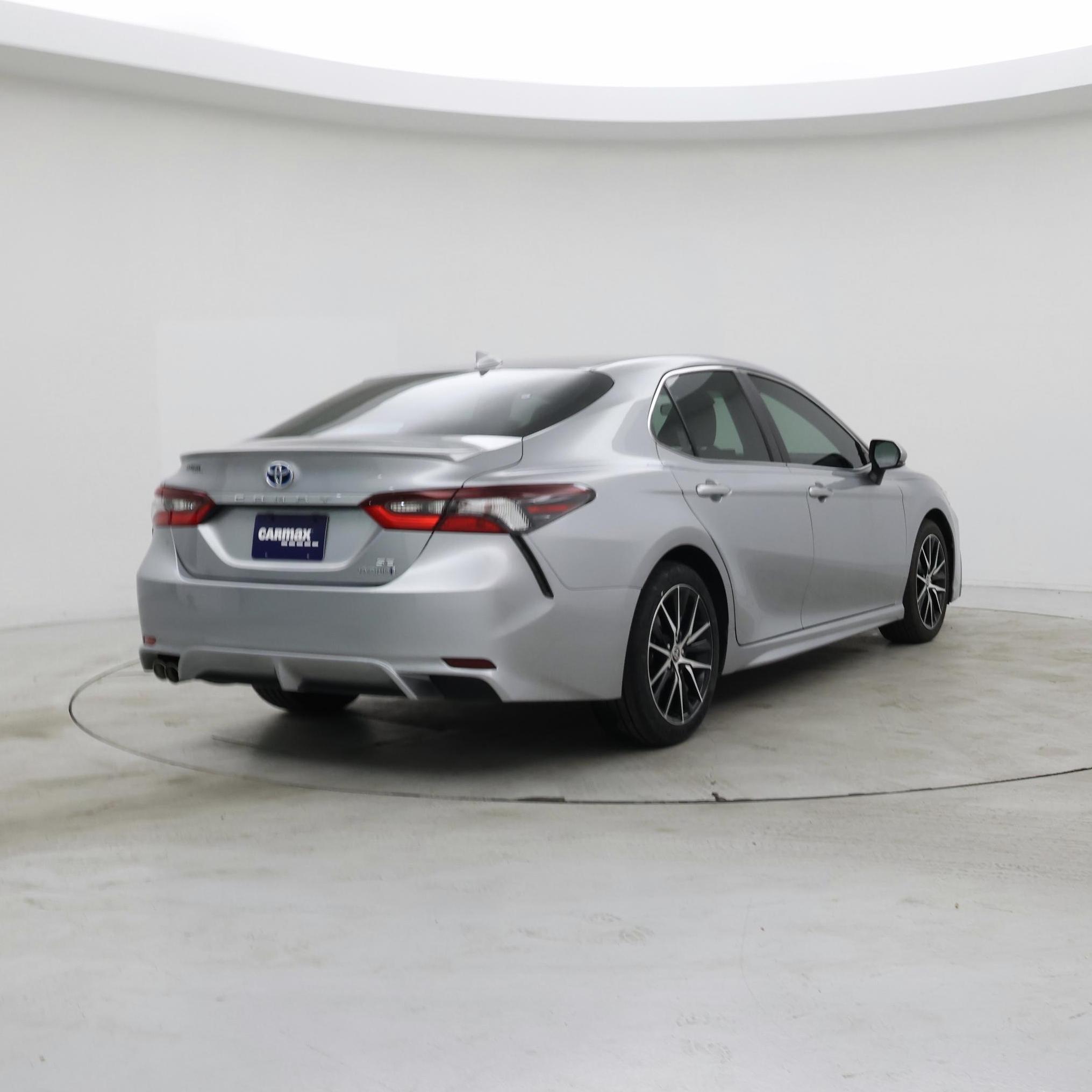 Thumbnail: 2022 Toyota Camry - 8