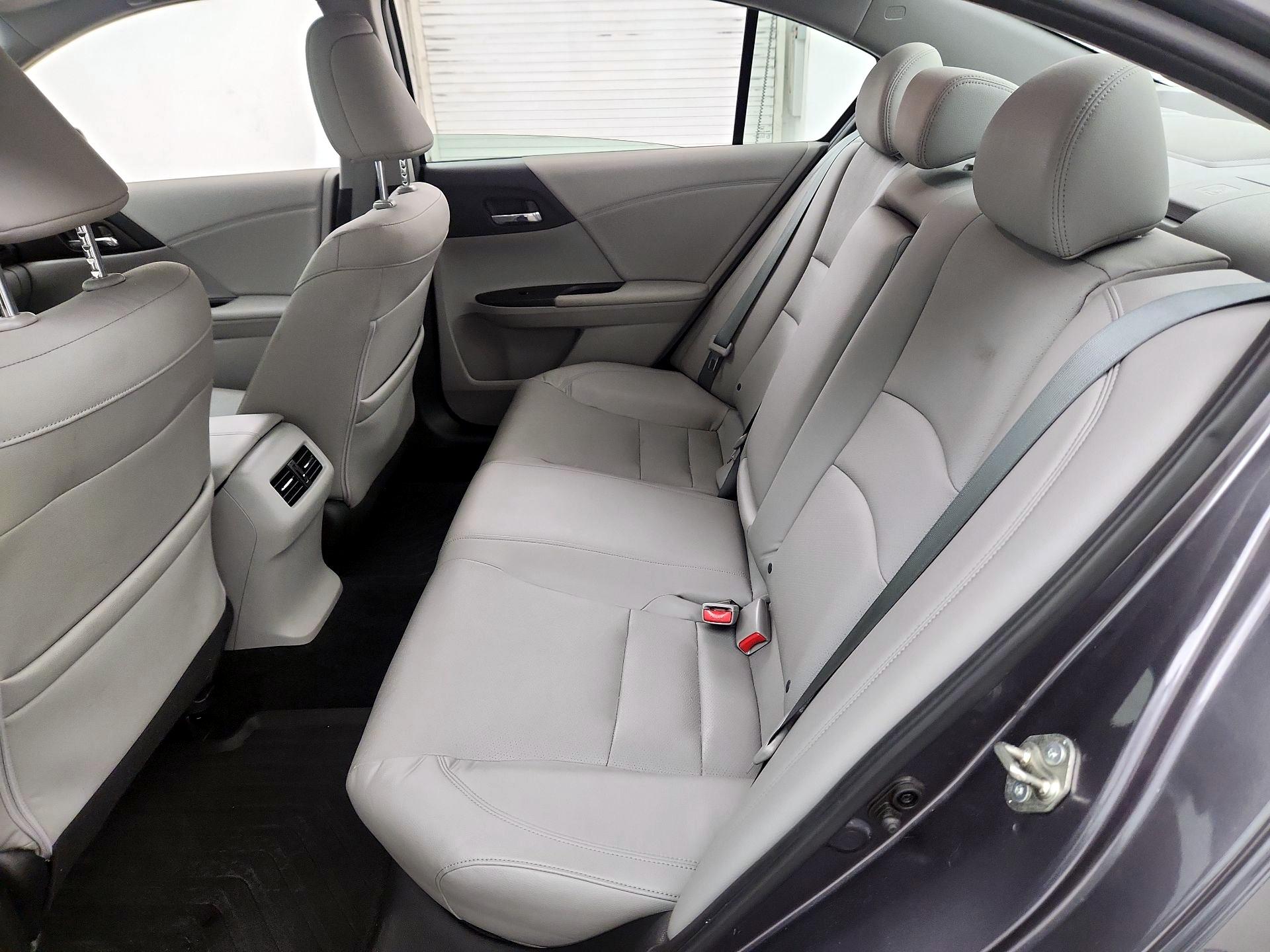 Thumbnail: 2015 Honda Accord - 20