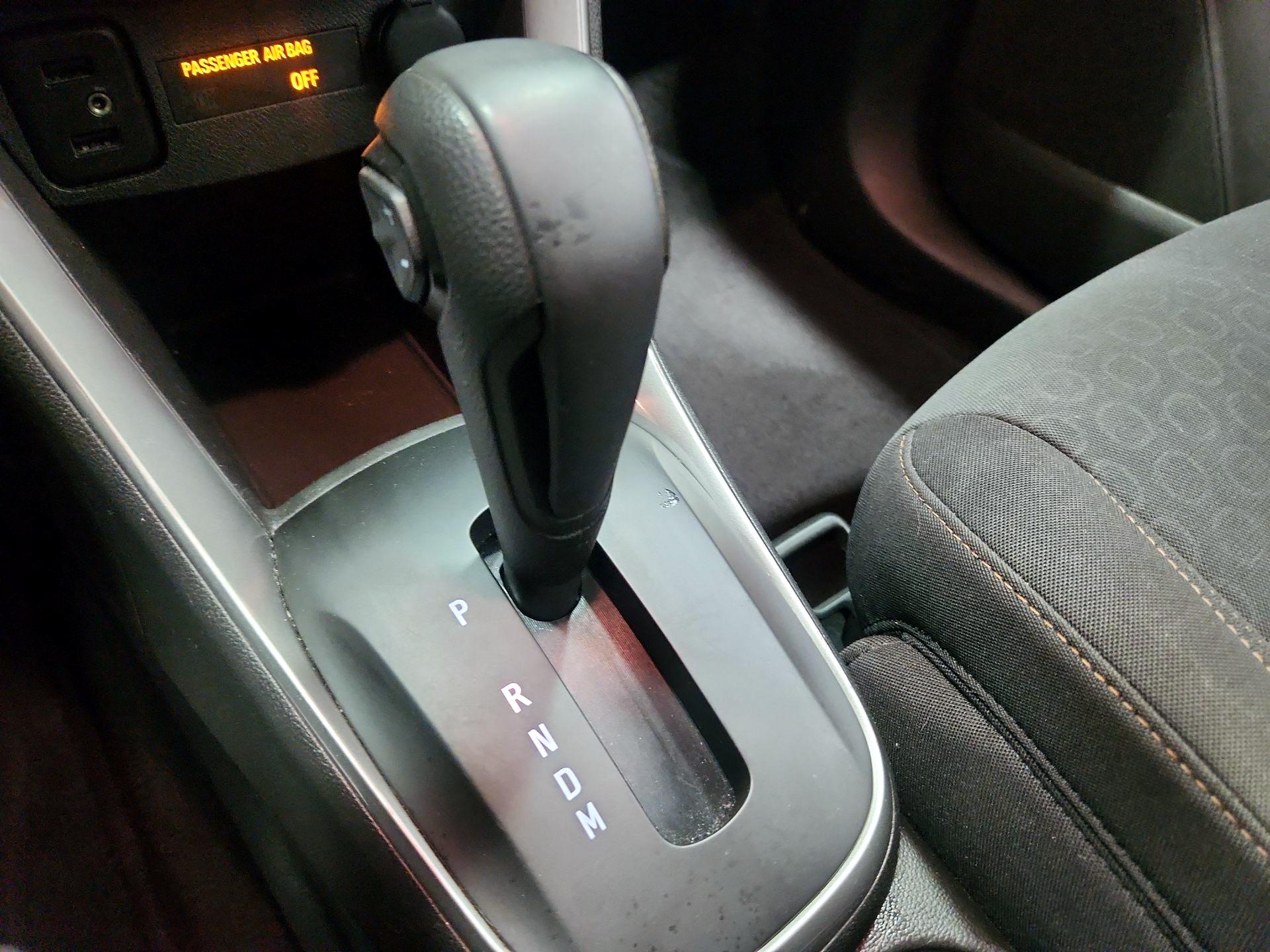 Thumbnail: 2017 Chevrolet Trax - 17