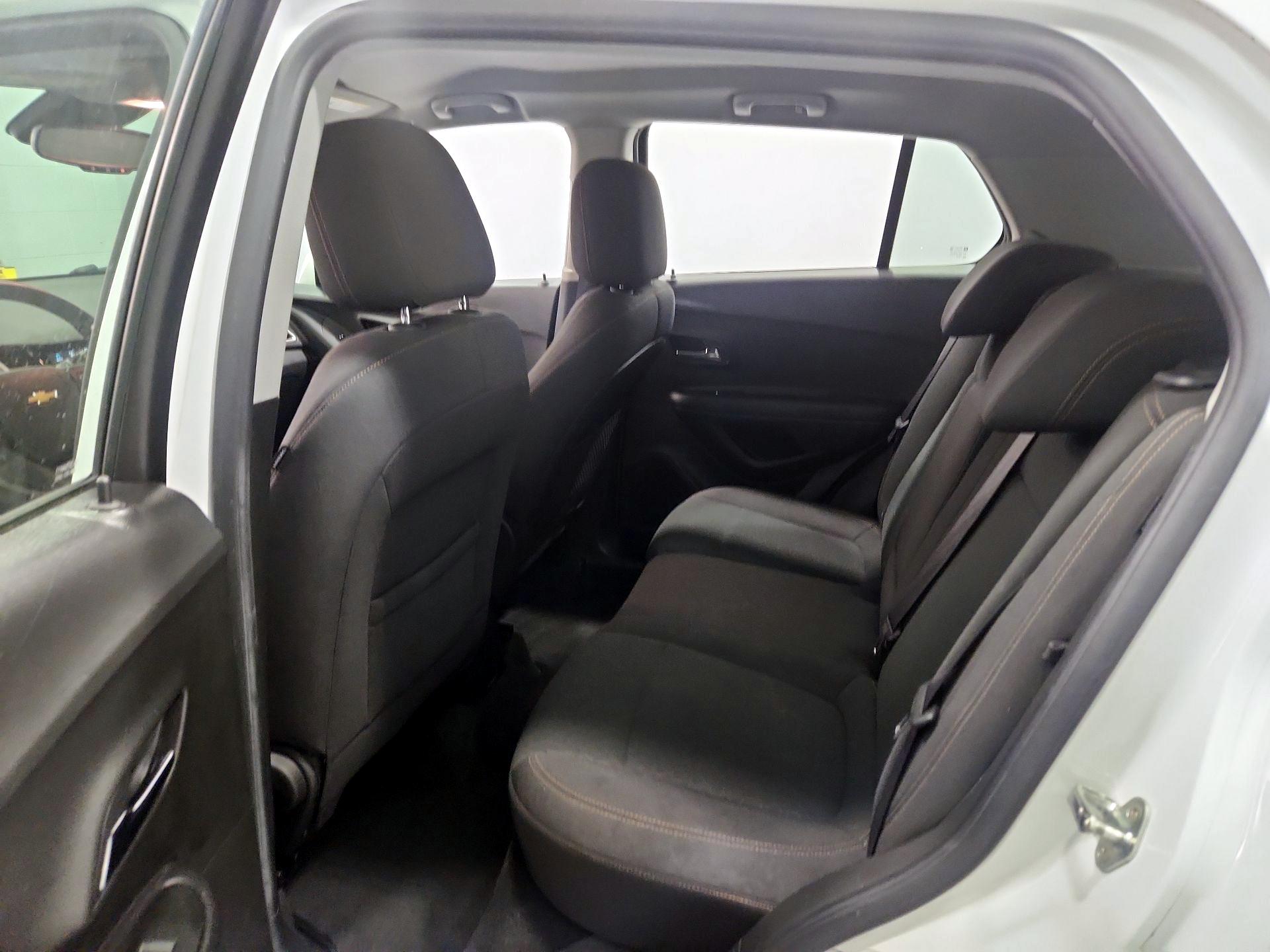 Thumbnail: 2017 Chevrolet Trax - 19