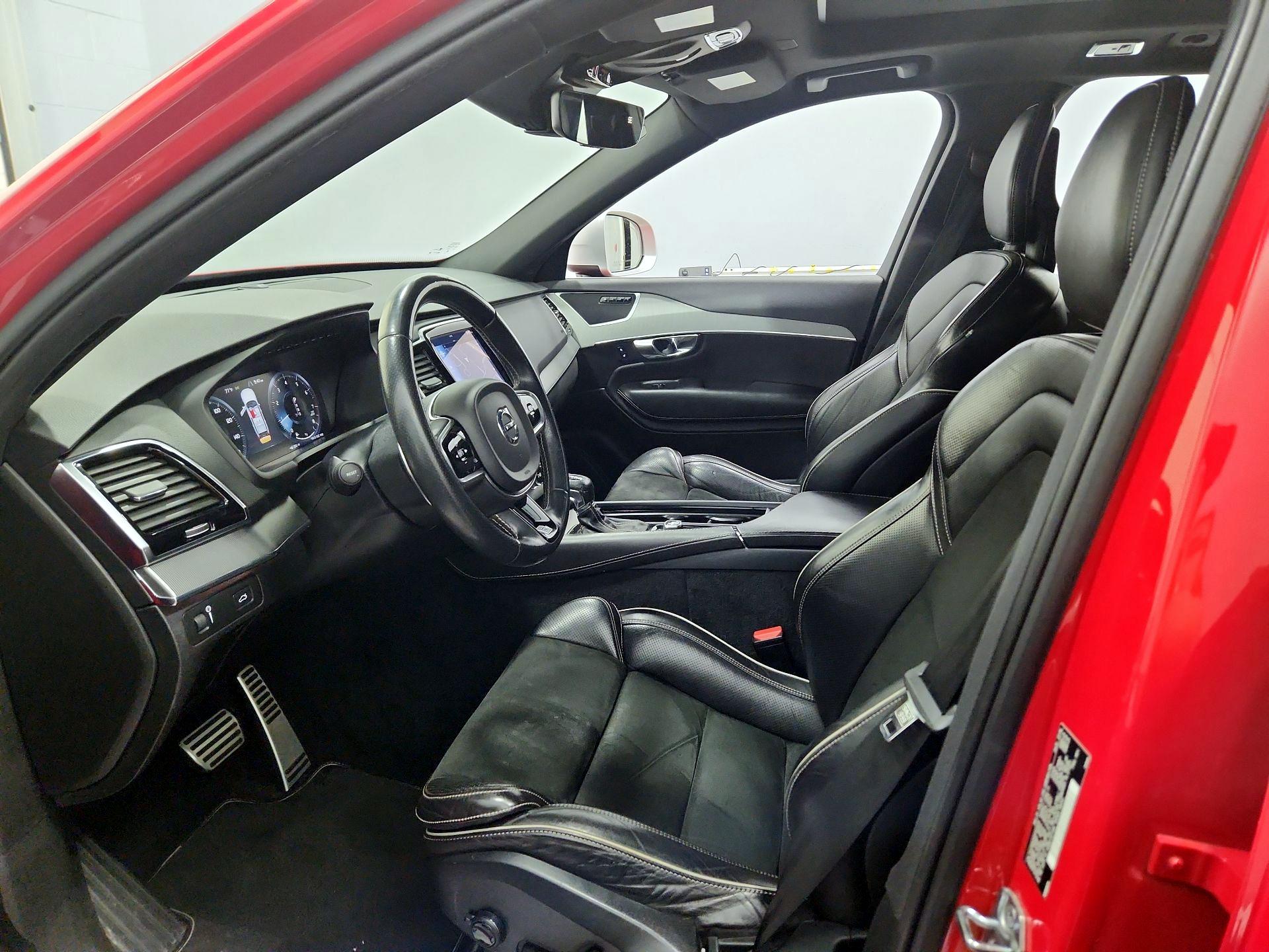 Thumbnail: 2017 Volvo XC90 - 11