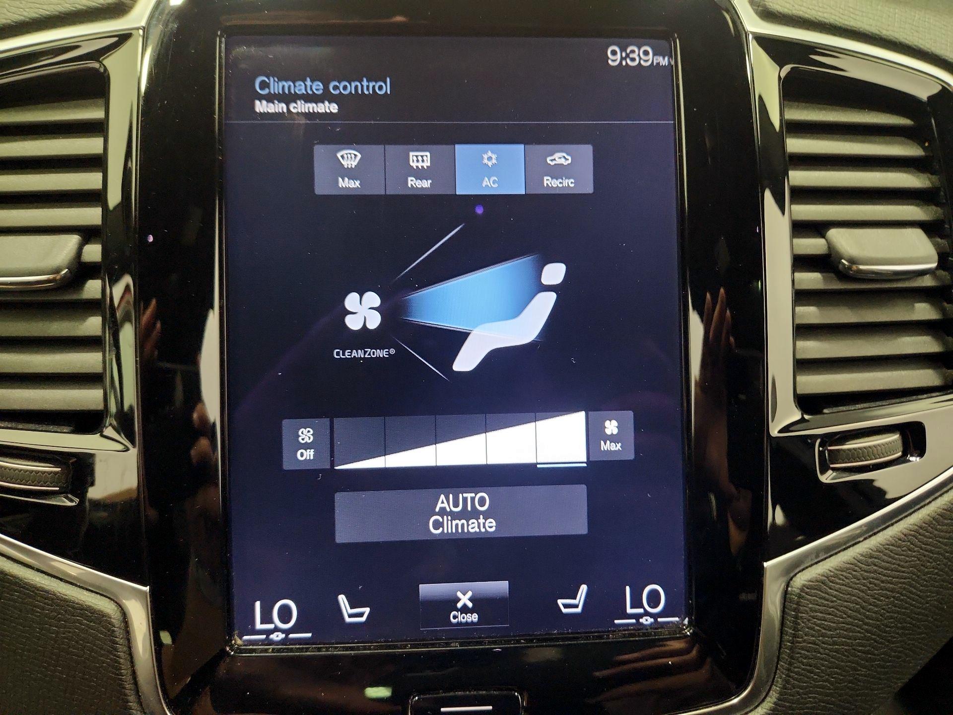 Thumbnail: 2017 Volvo XC90 - 17