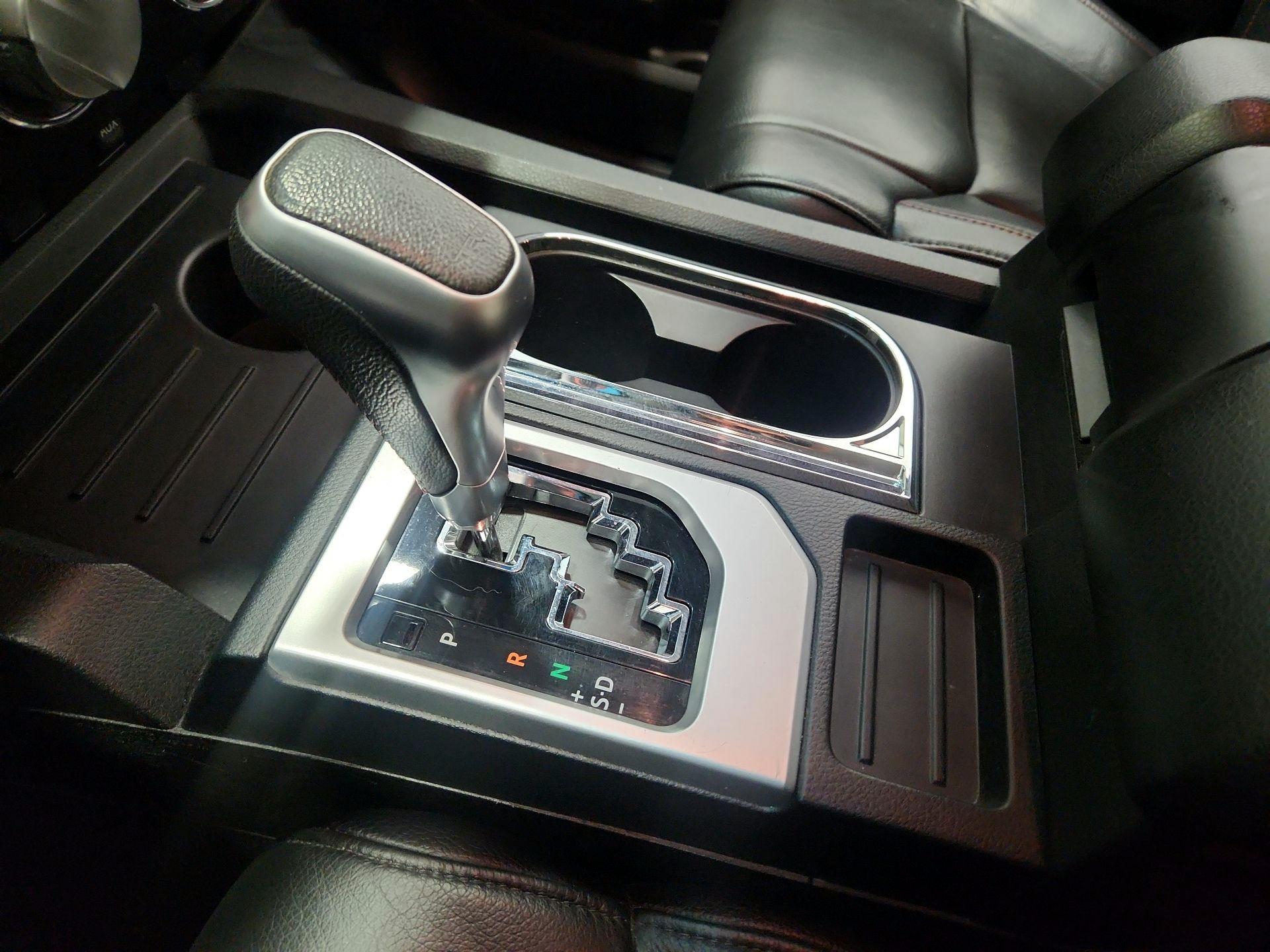 Thumbnail: 2016 Toyota Tundra - 18