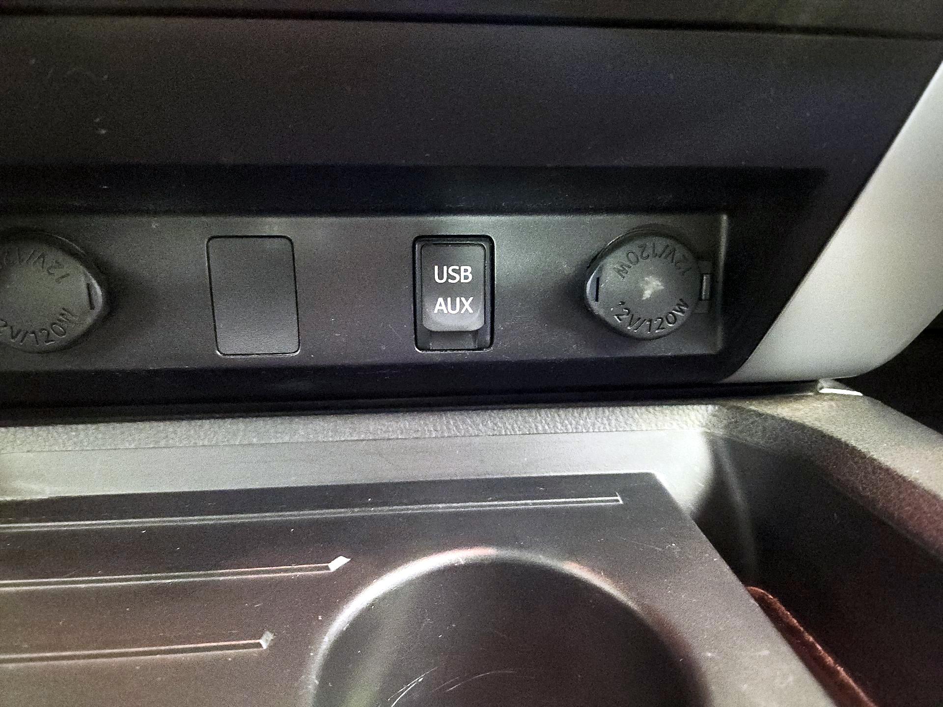 Thumbnail: 2016 Toyota Tundra - 19