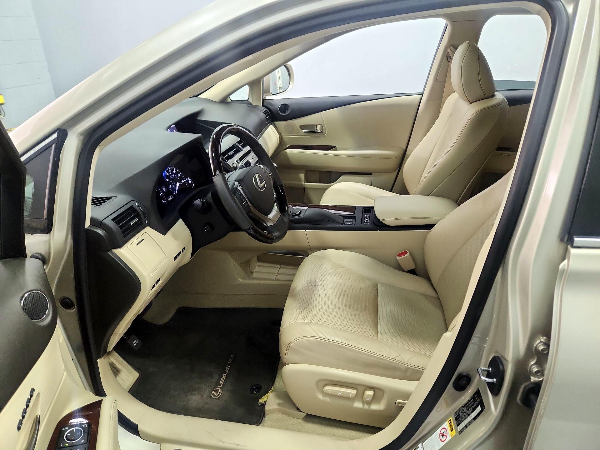 Thumbnail: 2015 Lexus RX - 11