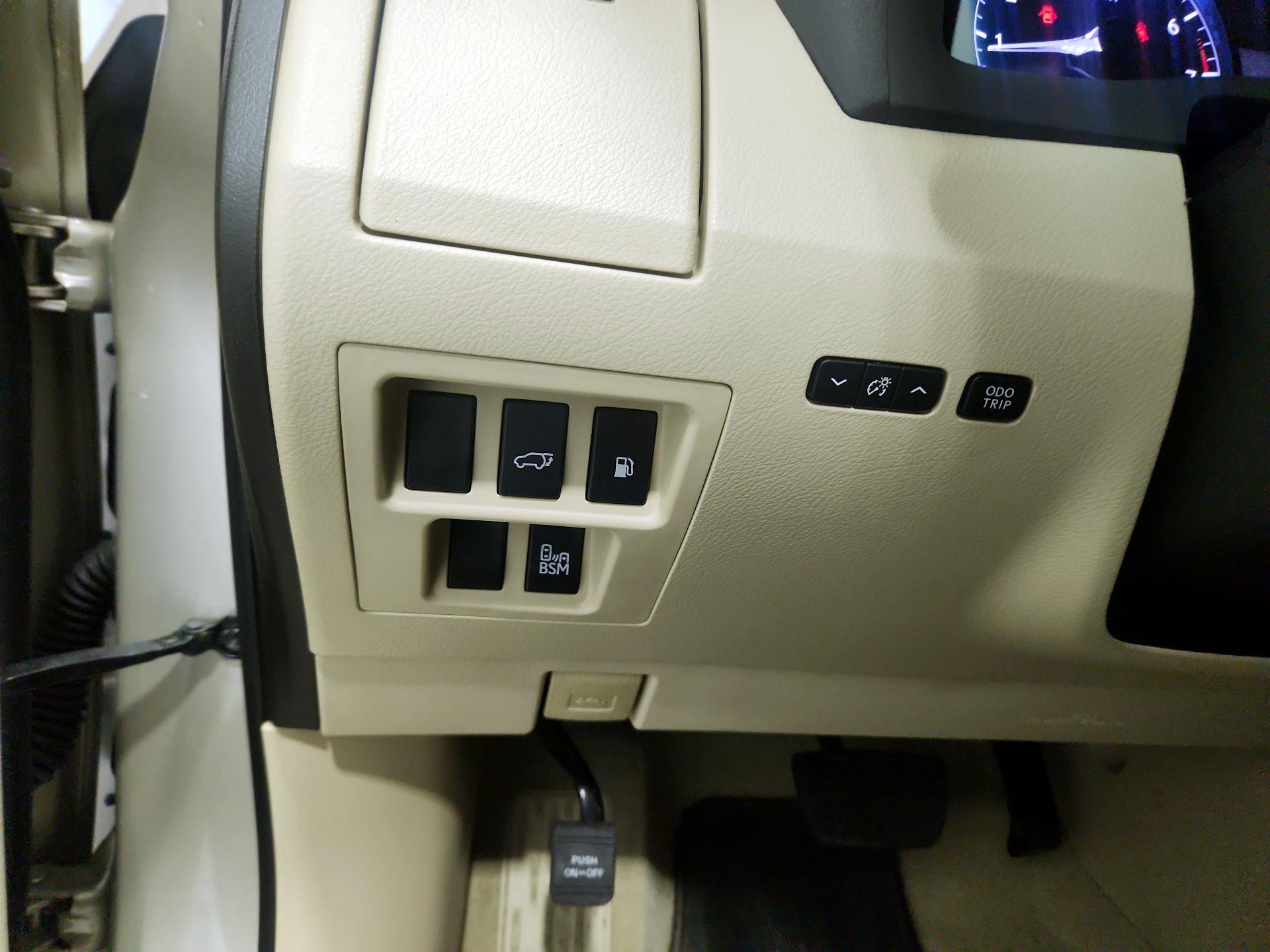 Thumbnail: 2015 Lexus RX - 13