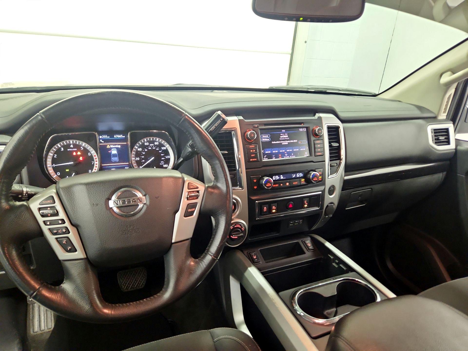 Thumbnail: 2019 Nissan Titan - 9
