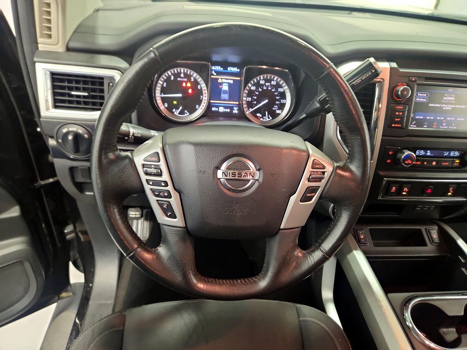 Thumbnail: 2019 Nissan Titan - 10