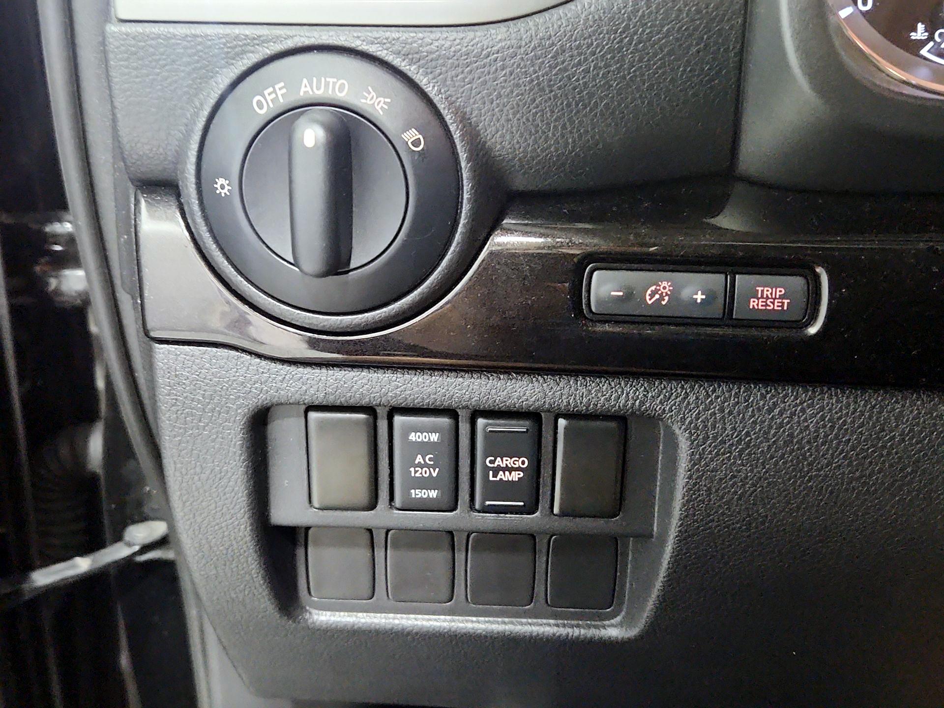 Thumbnail: 2019 Nissan Titan - 13