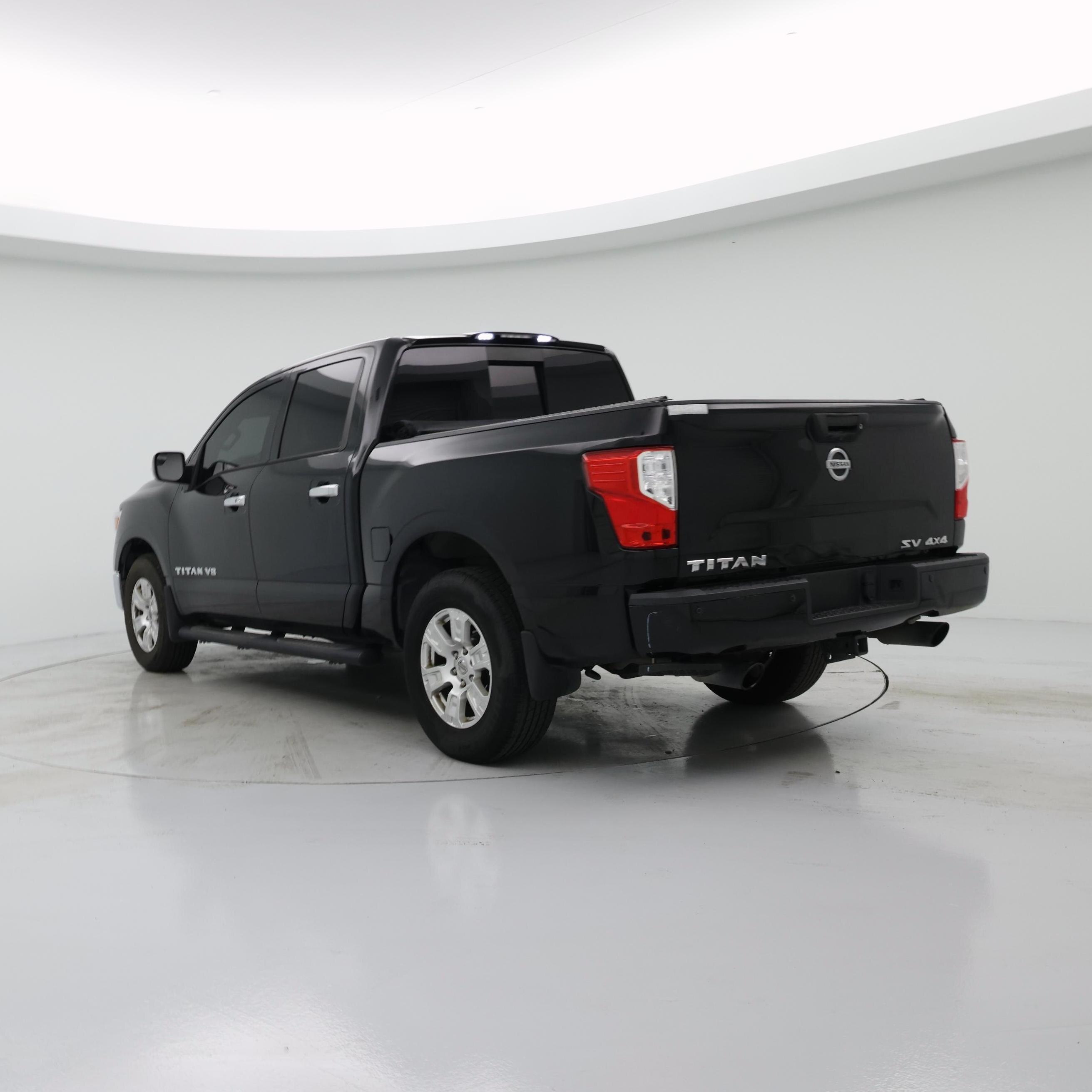 Thumbnail: 2019 Nissan Titan - 2